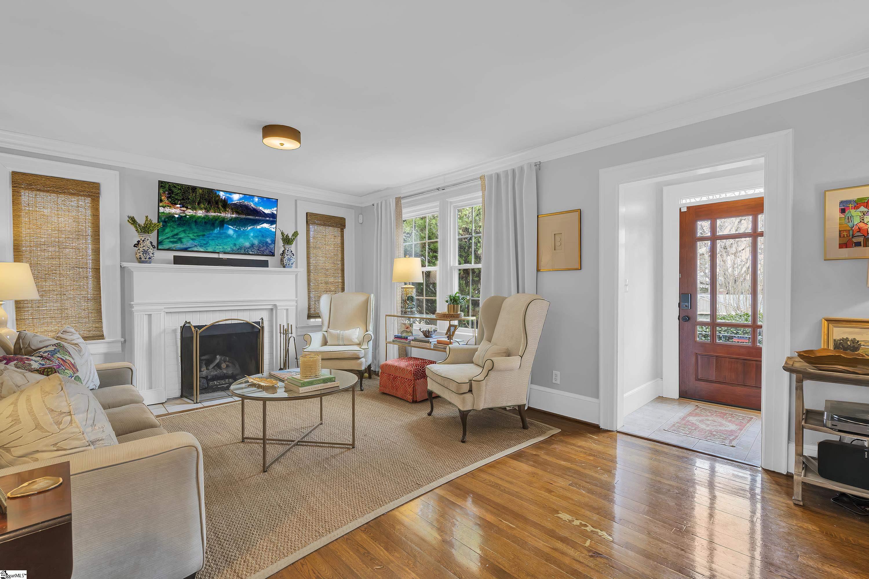 441 Longview Terrace