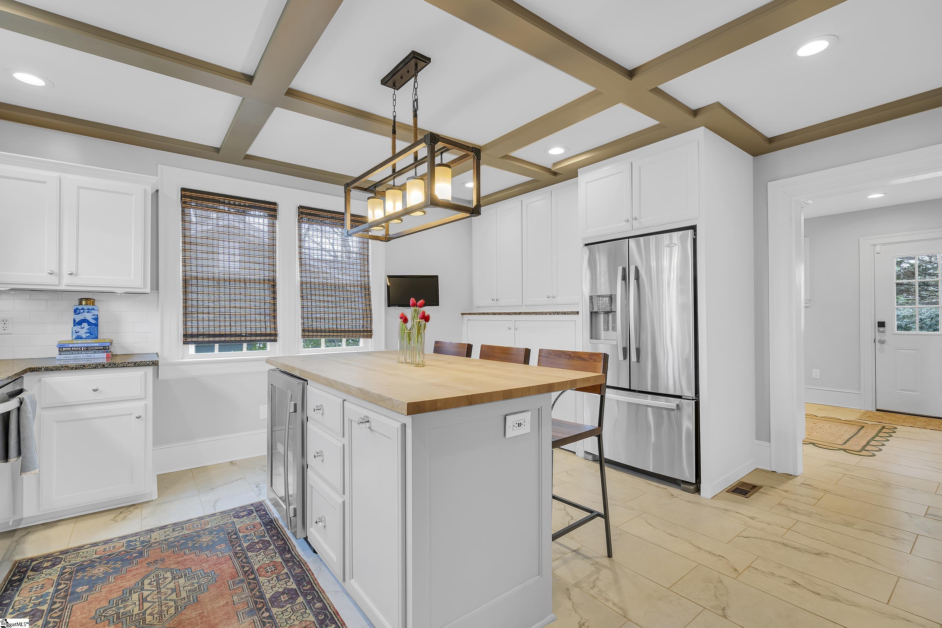 441 Longview Terrace