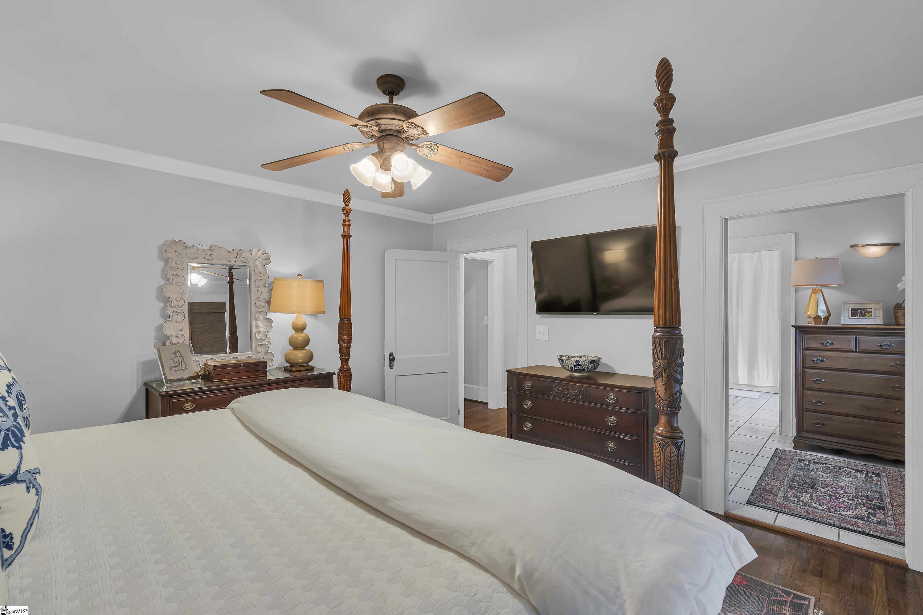 441 Longview Terrace