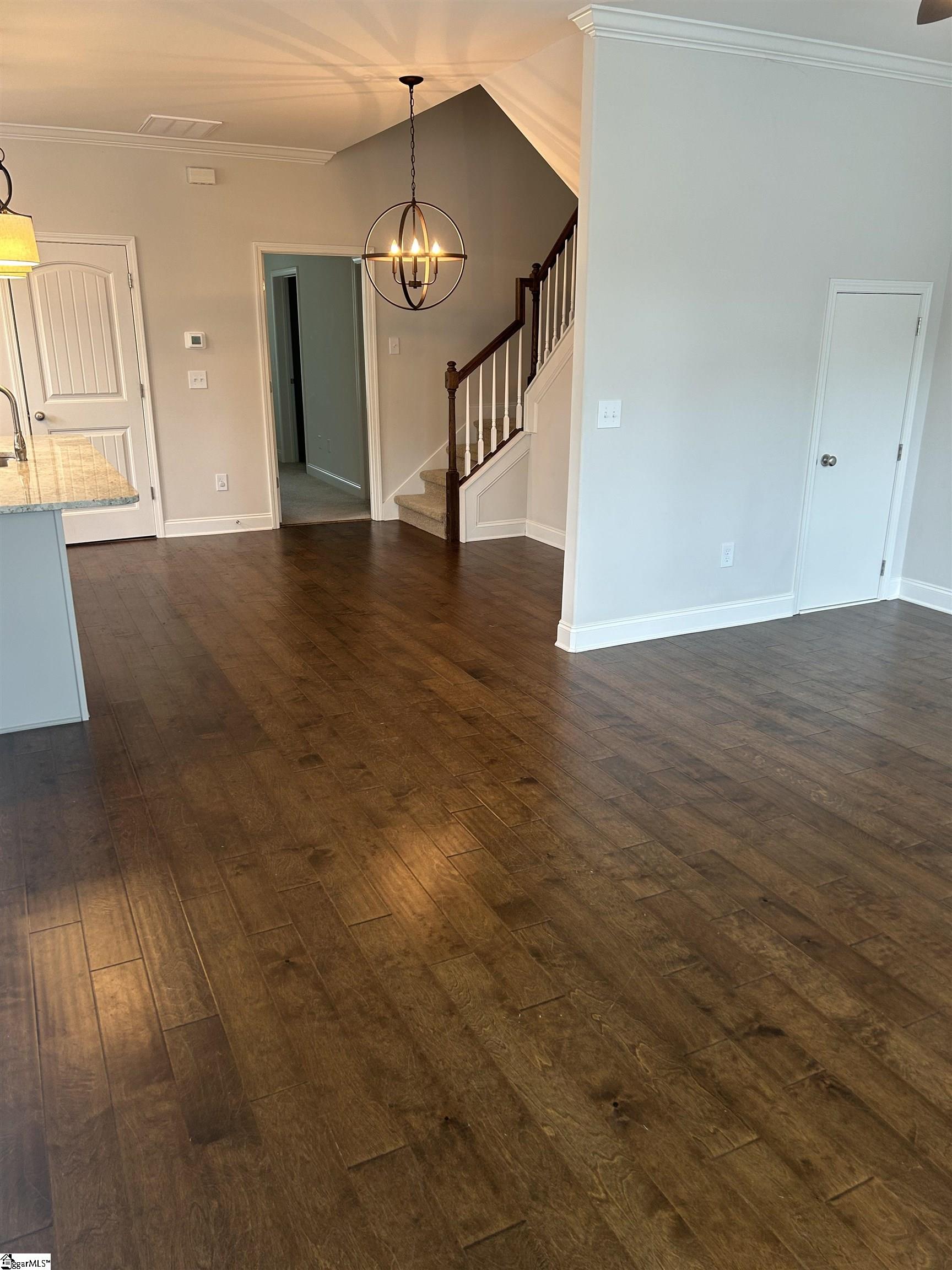 542 Twin Lake Circle