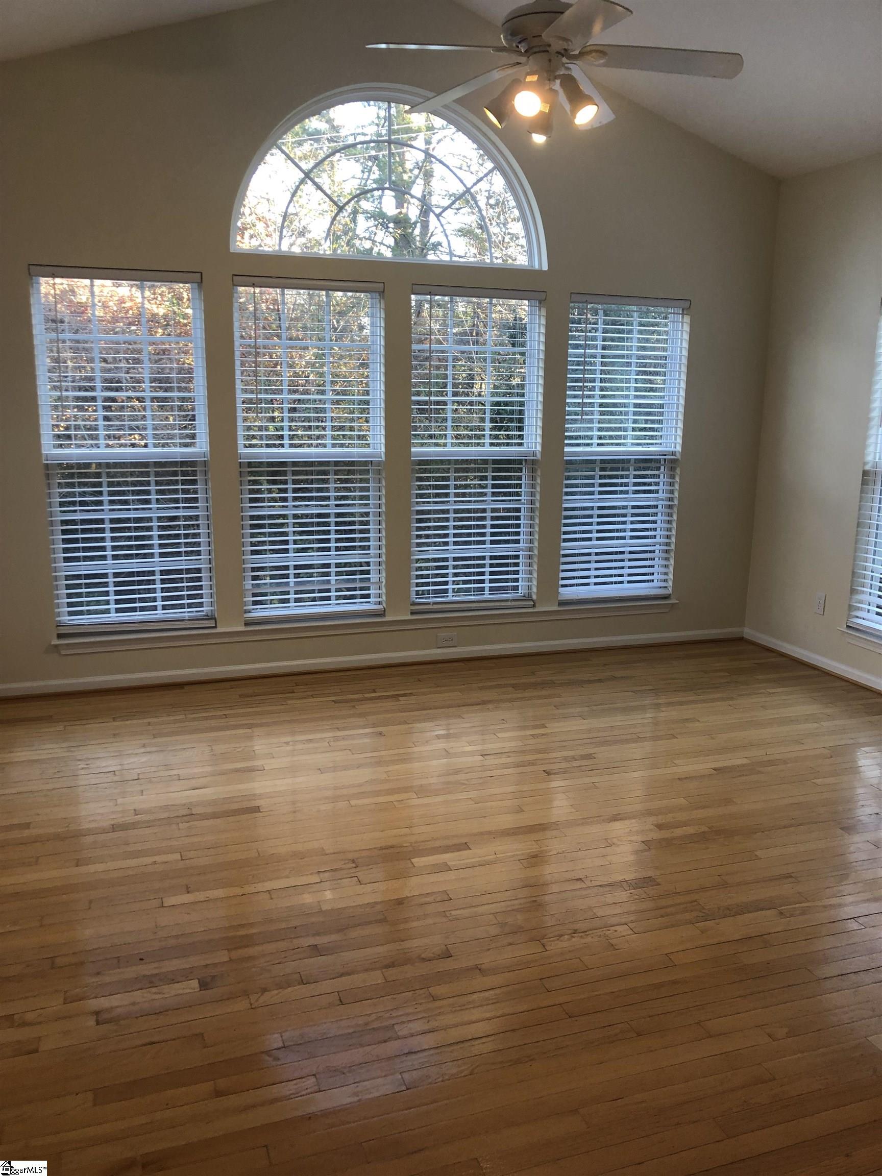 1206 Carriage Park Circle