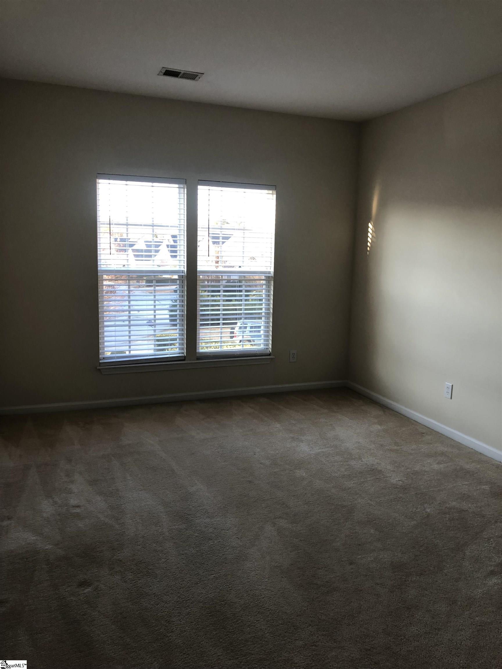 1206 Carriage Park Circle