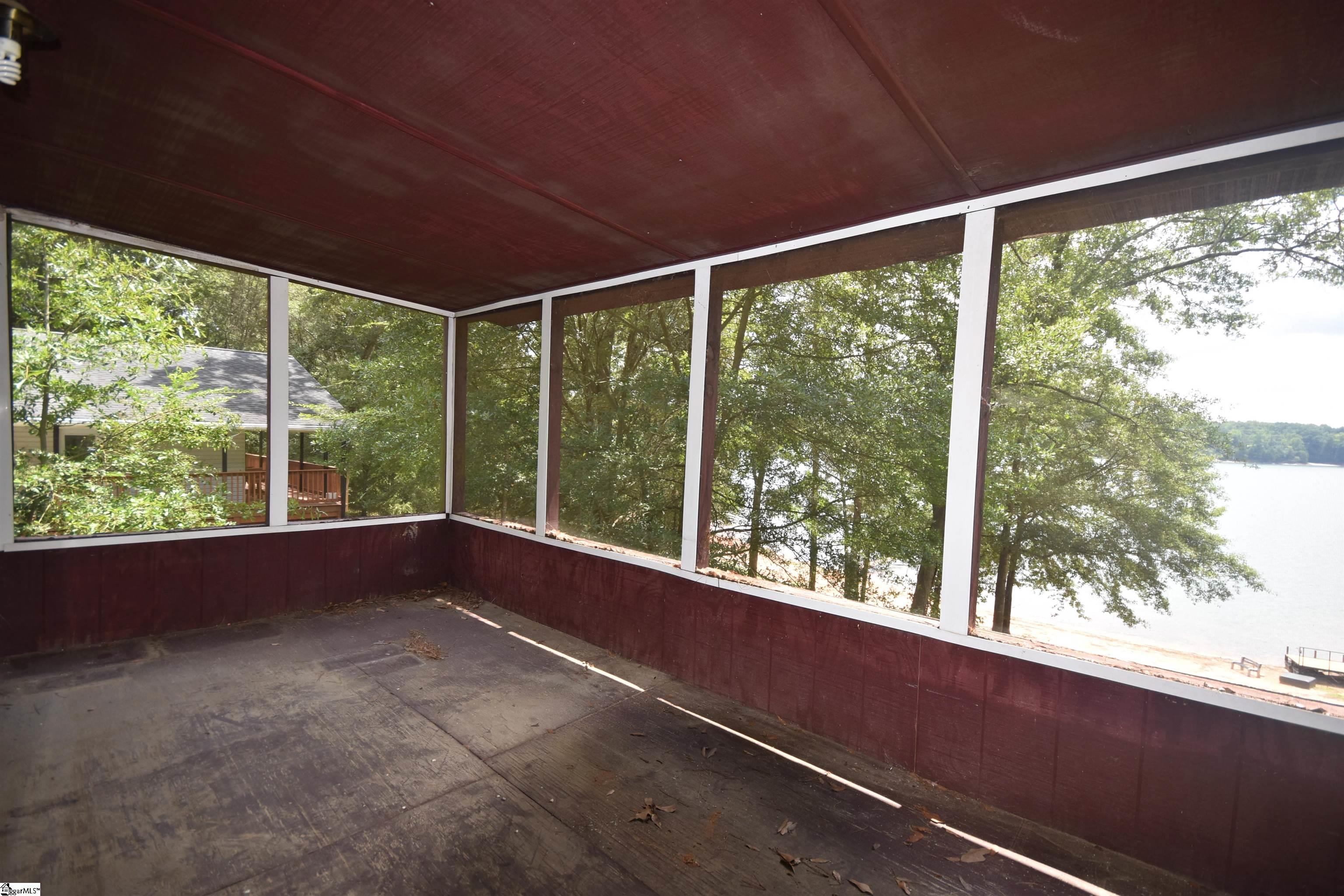 1260 Tugaloo Heights Circle