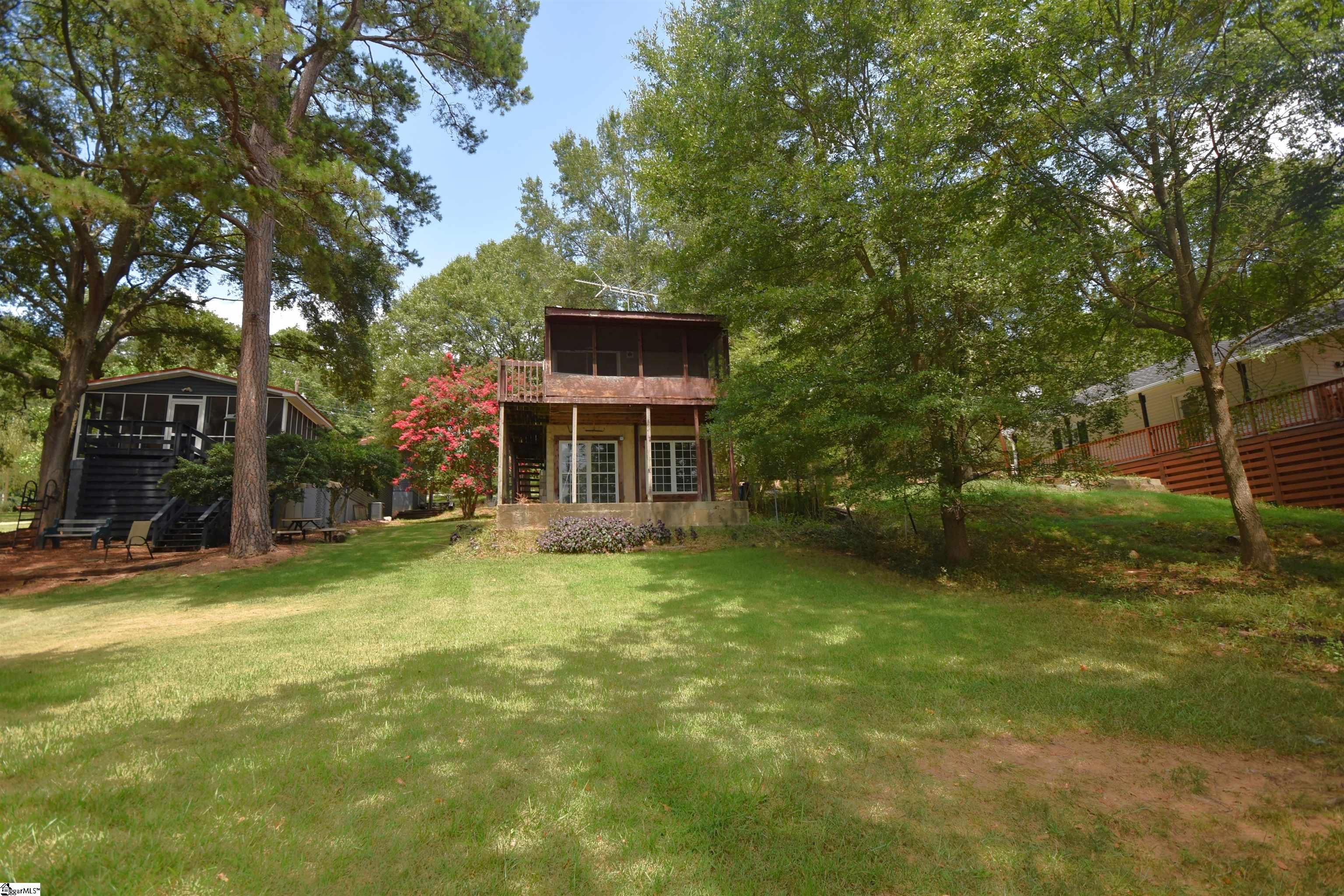 1260 Tugaloo Heights Circle