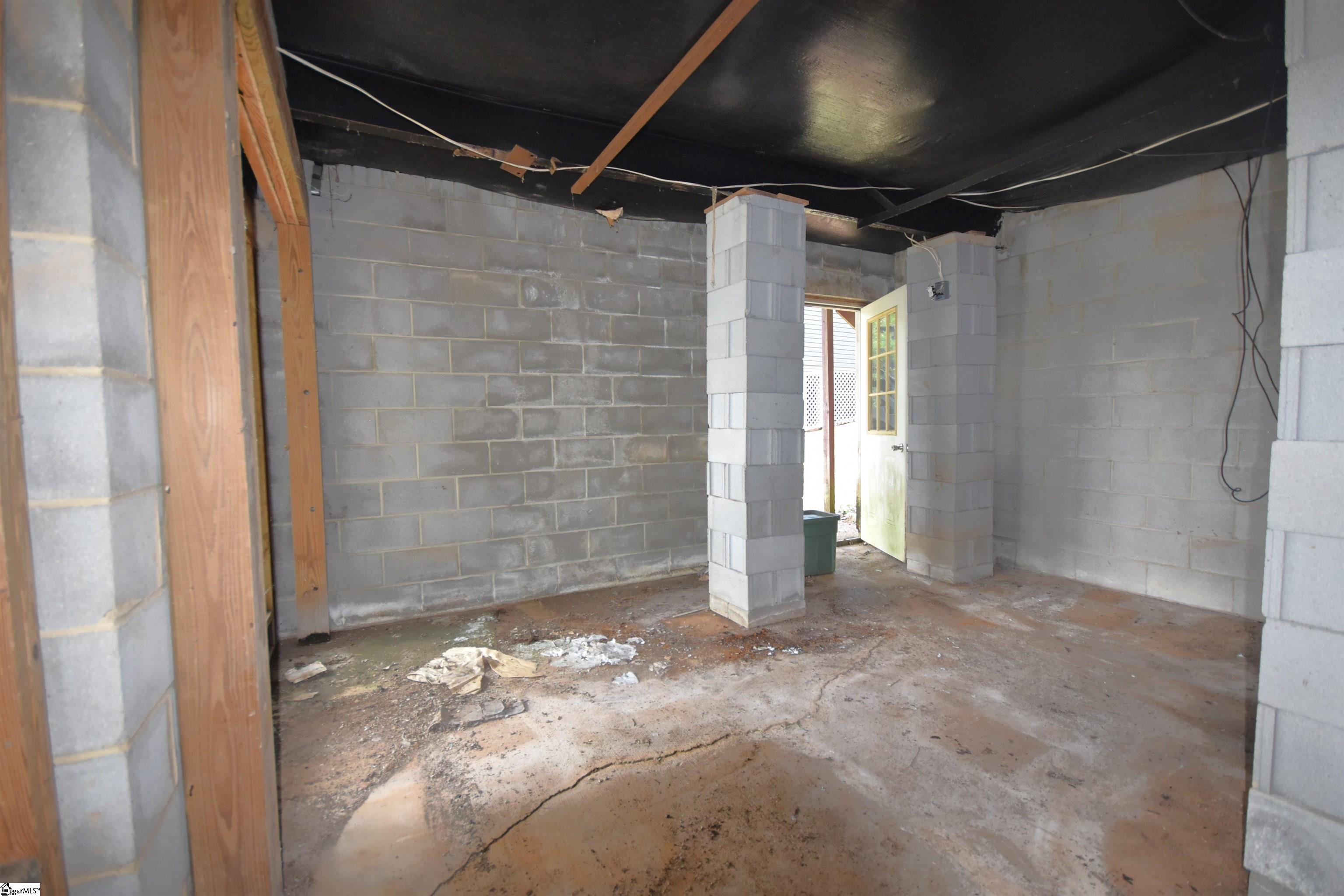 1260 Tugaloo Heights Circle