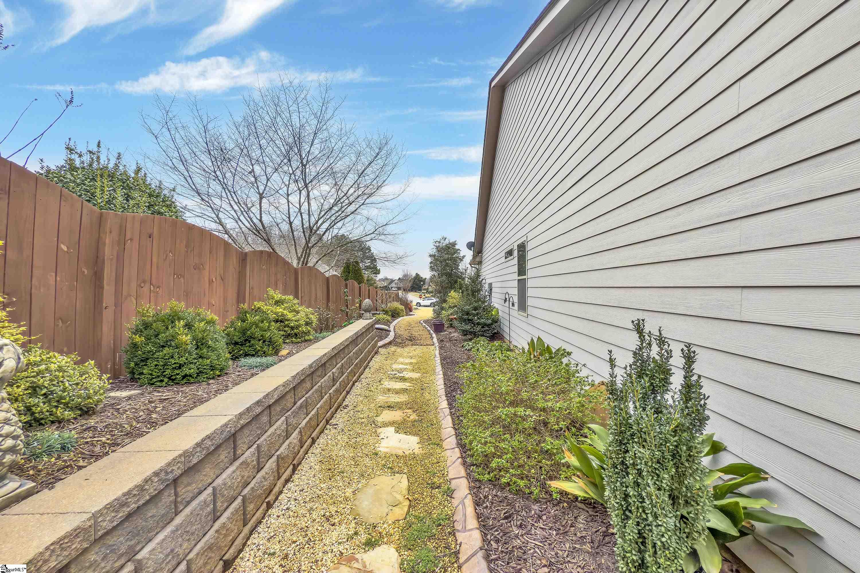 148 Stone Cottage Drive