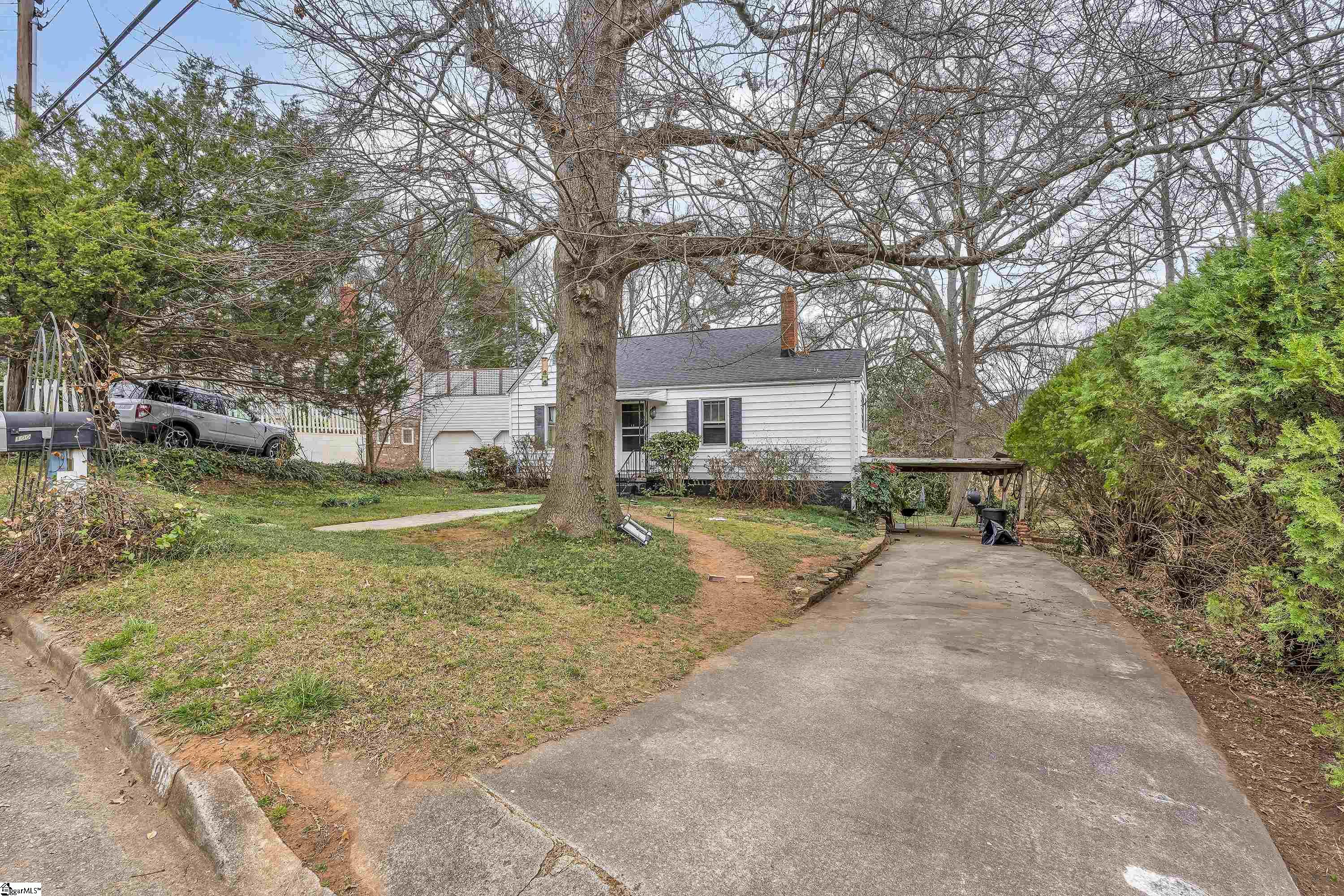 100 Paris View Drive