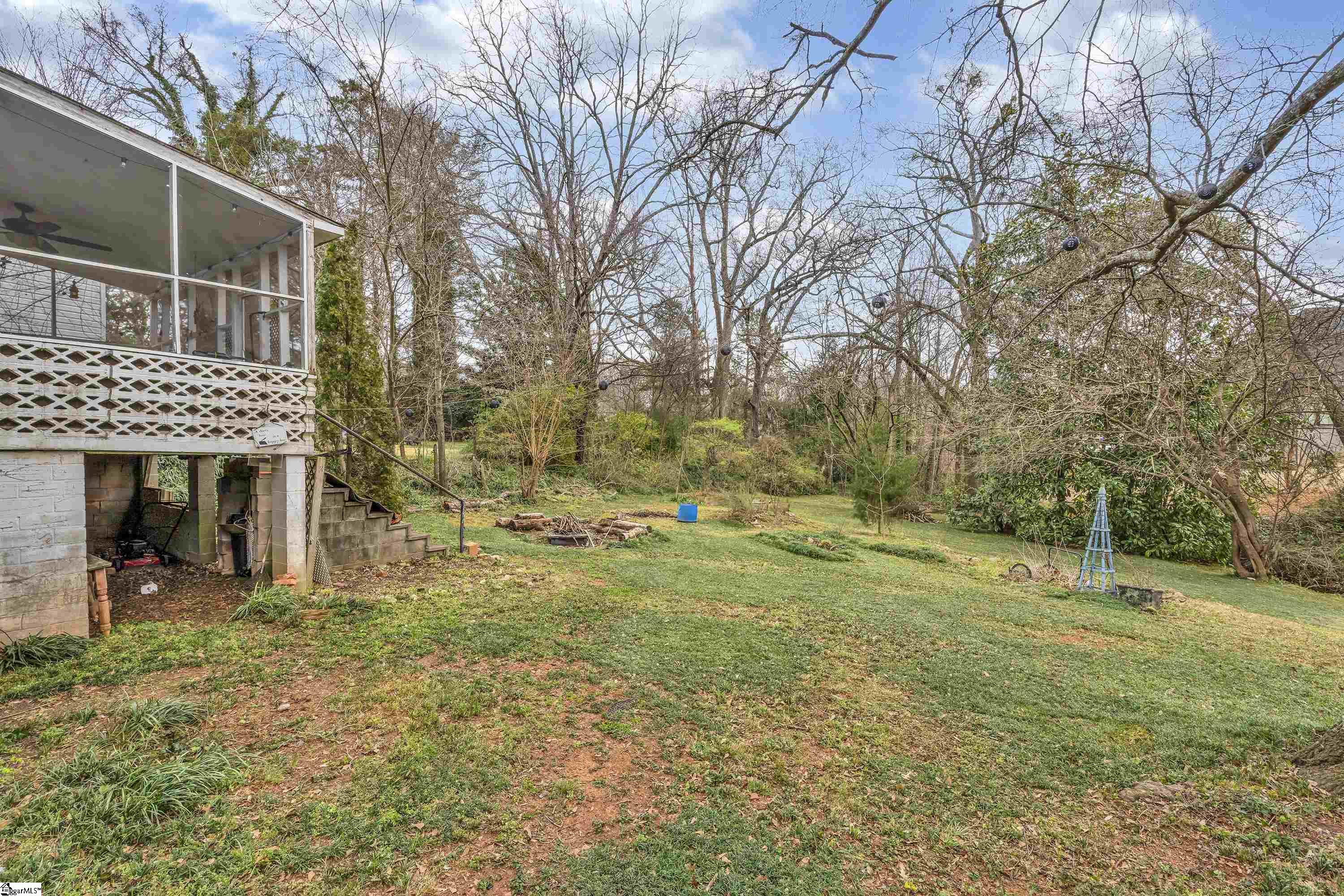 100 Paris View Drive