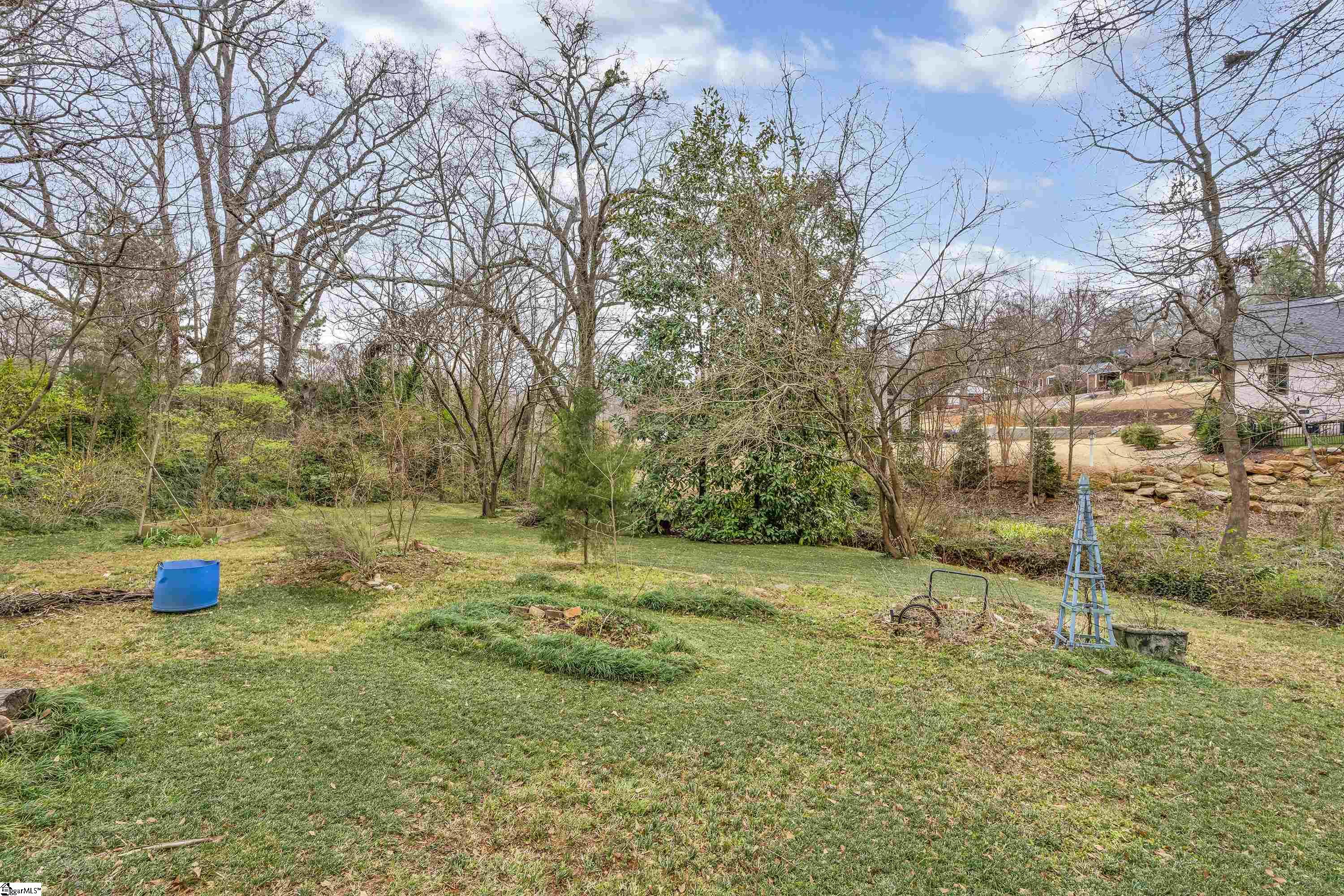 100 Paris View Drive