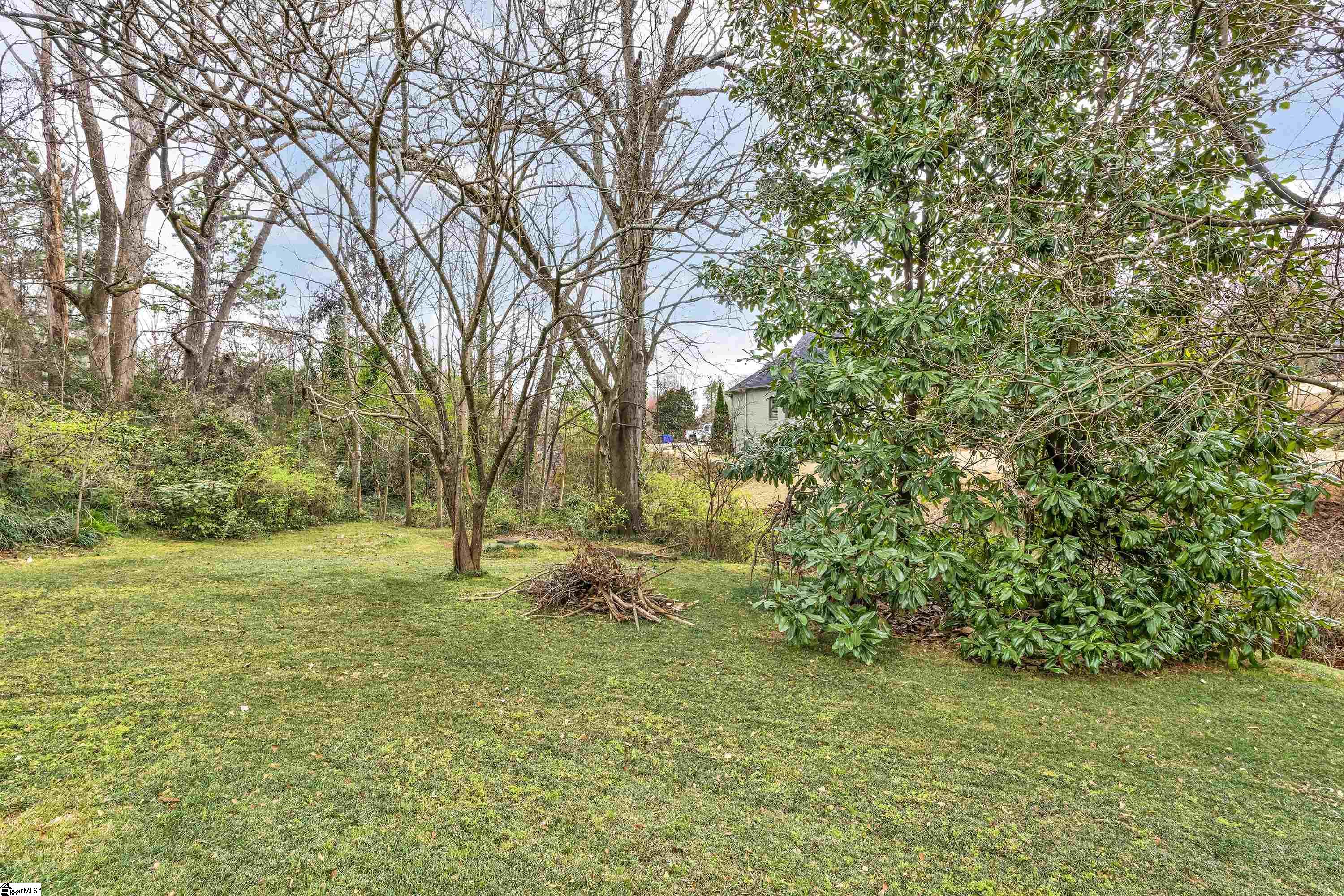 100 Paris View Drive