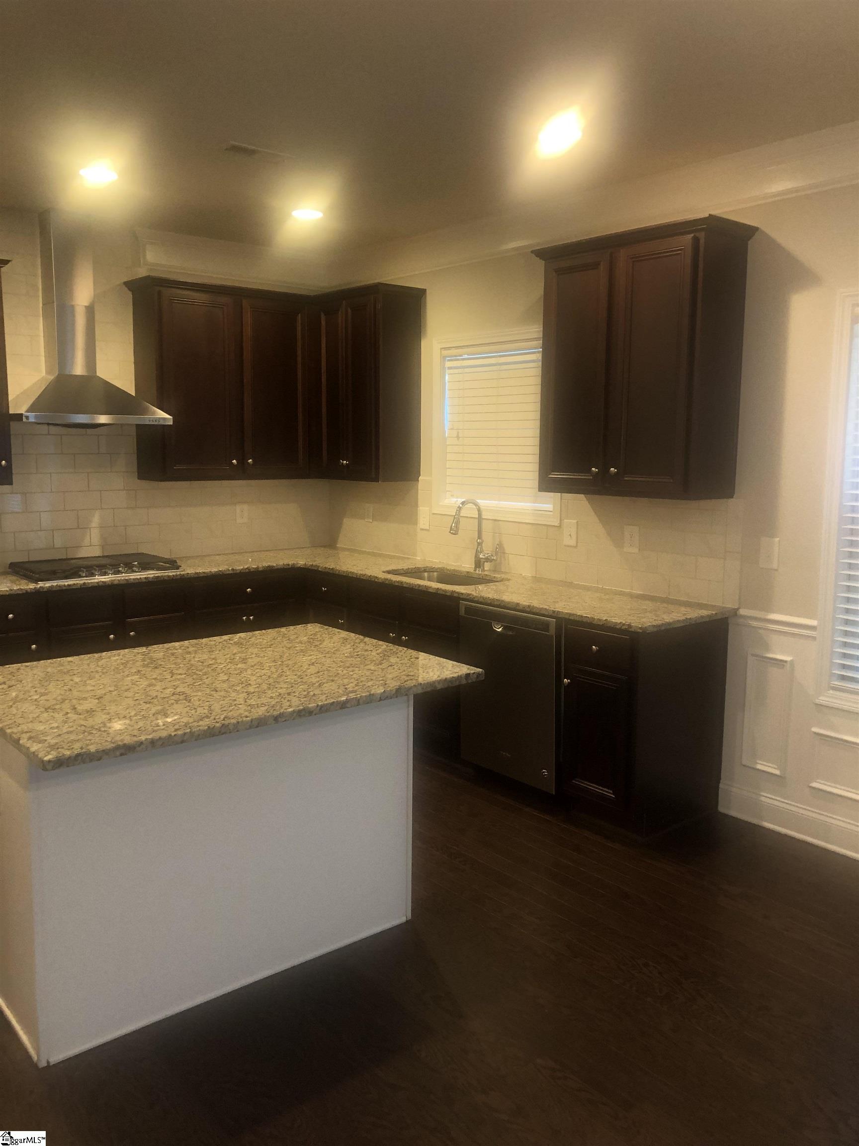 215 Peters Glenn Court