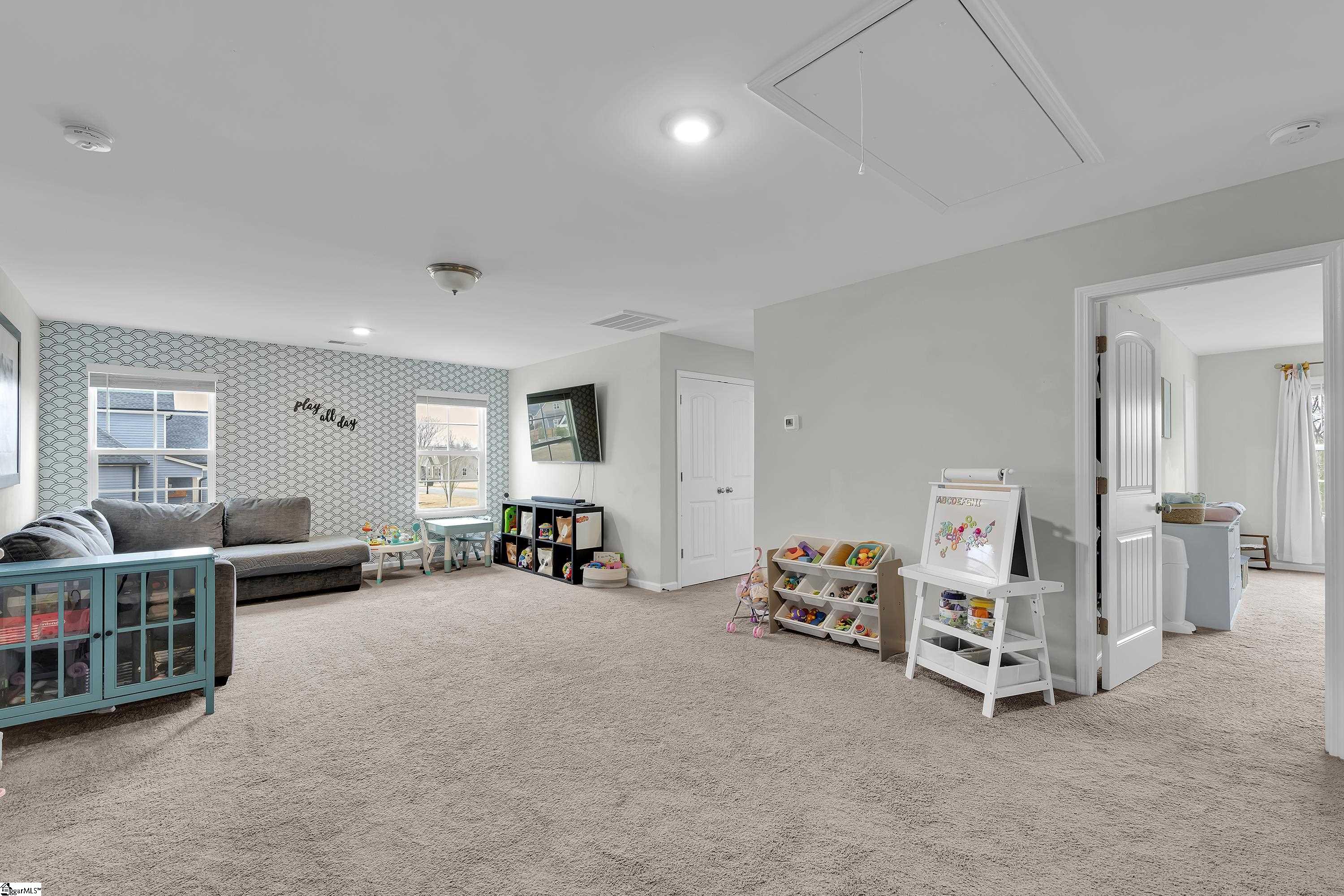 1007 Waterside Drive