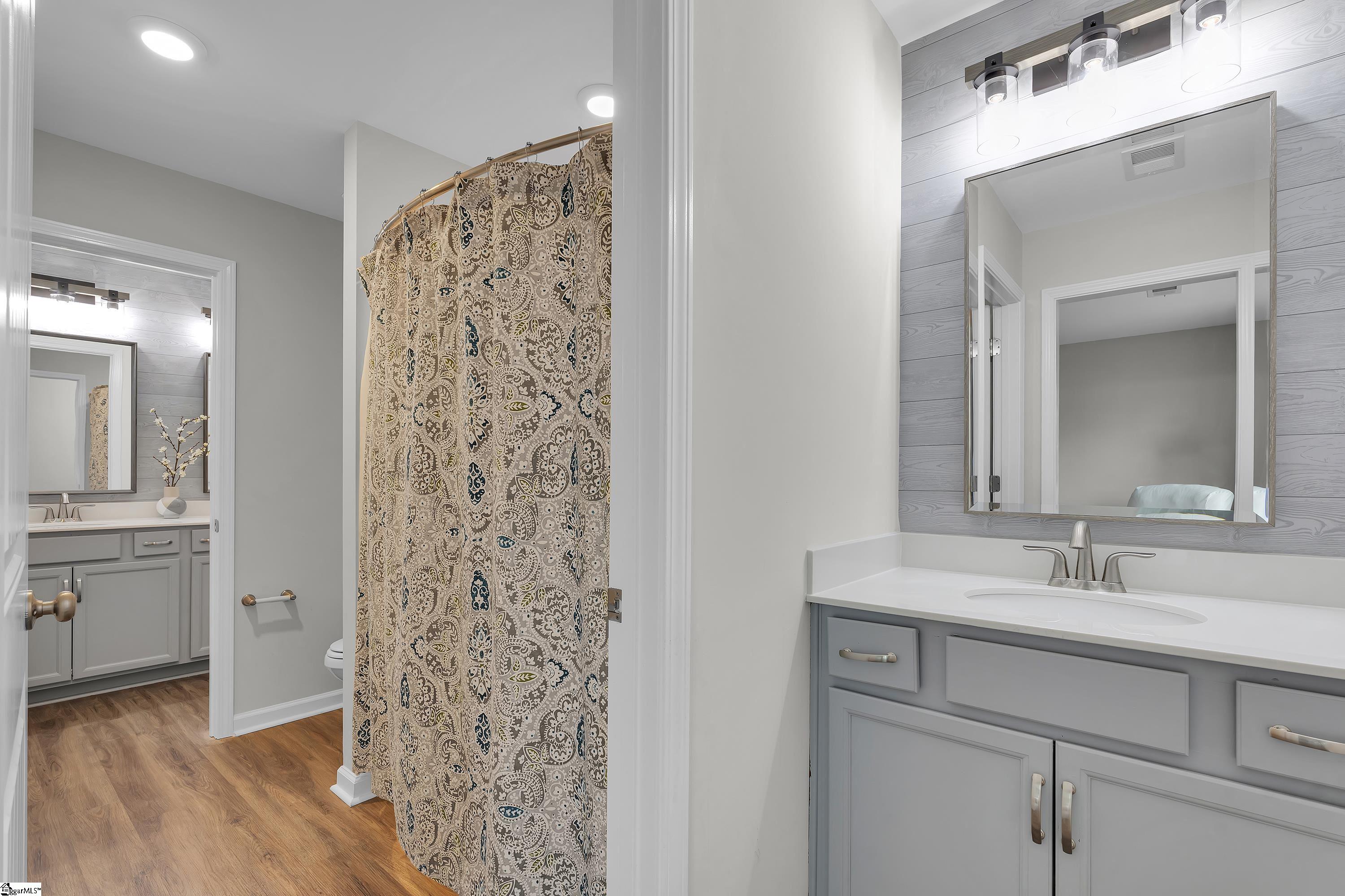 1007 Waterside Drive