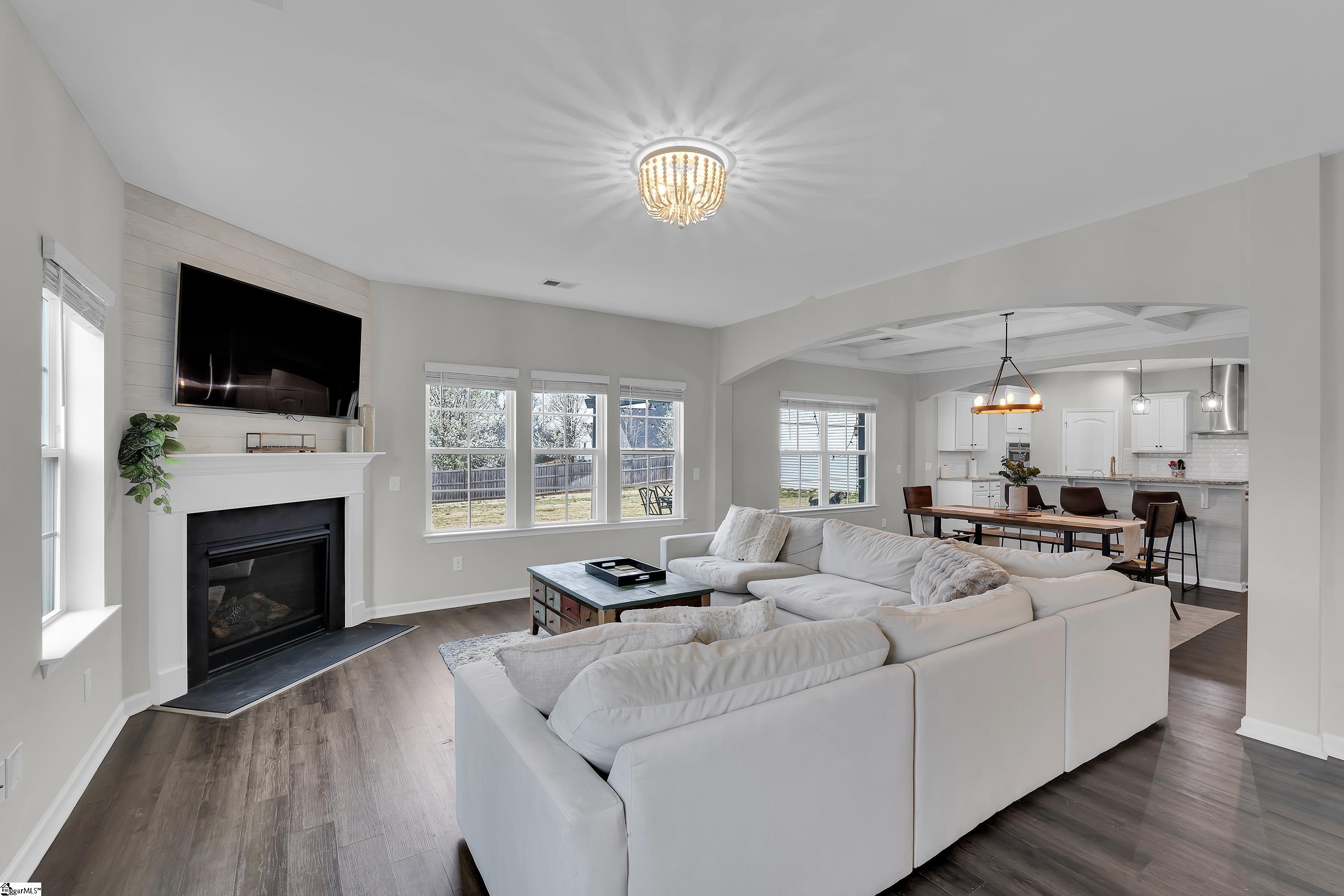 1007 Waterside Drive