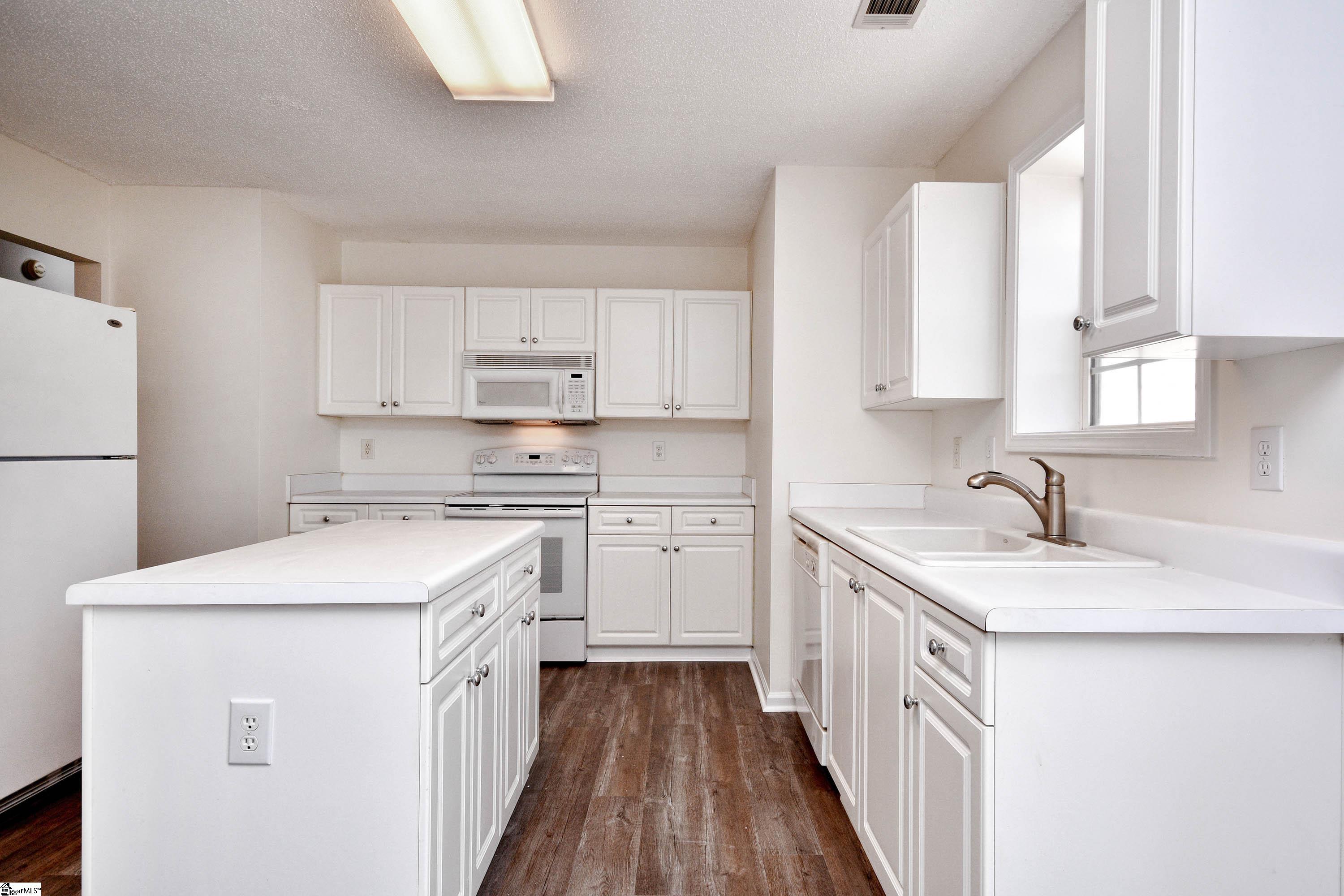 202 Clay Thorn Court