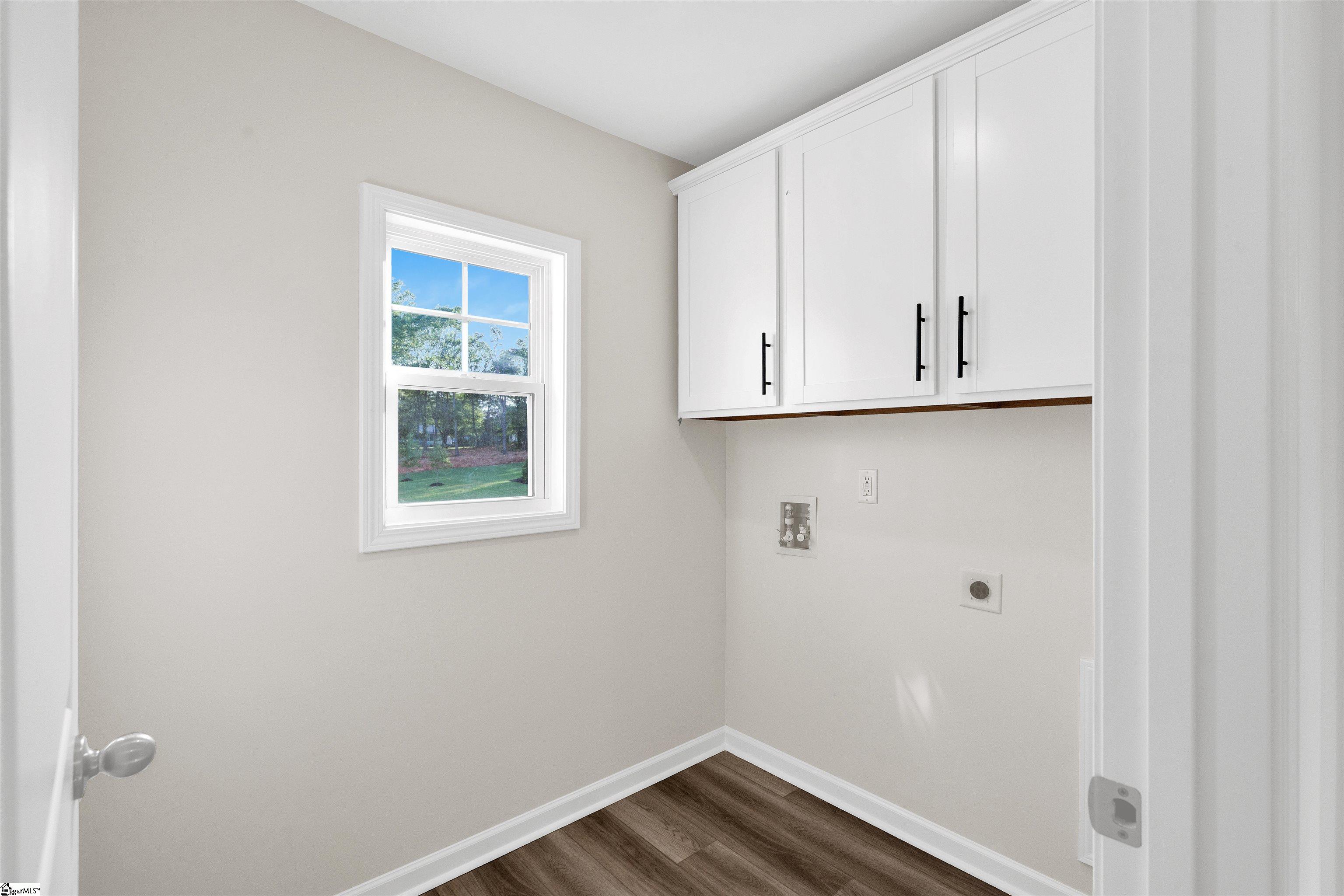 127 Hunters Ridge Drive