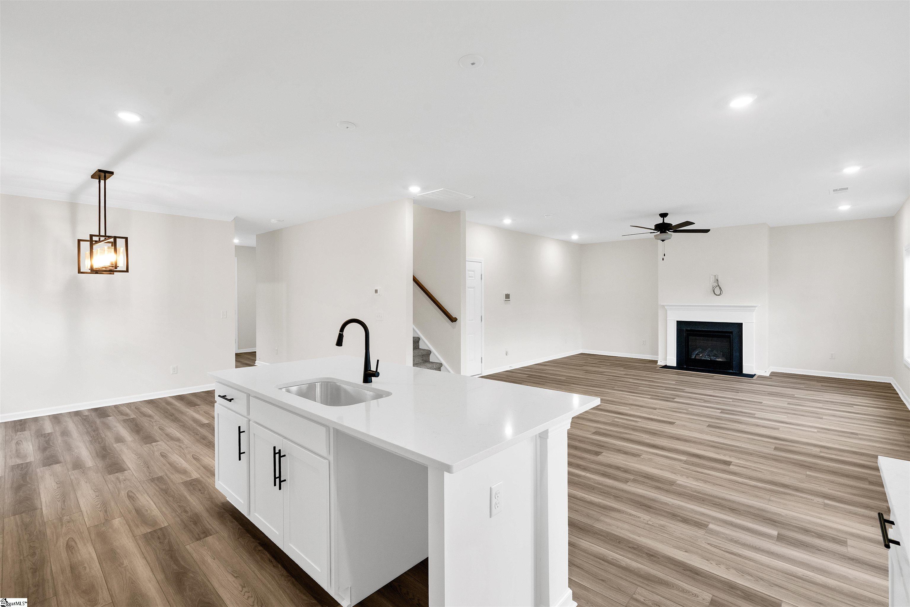 127 Hunters Ridge Drive