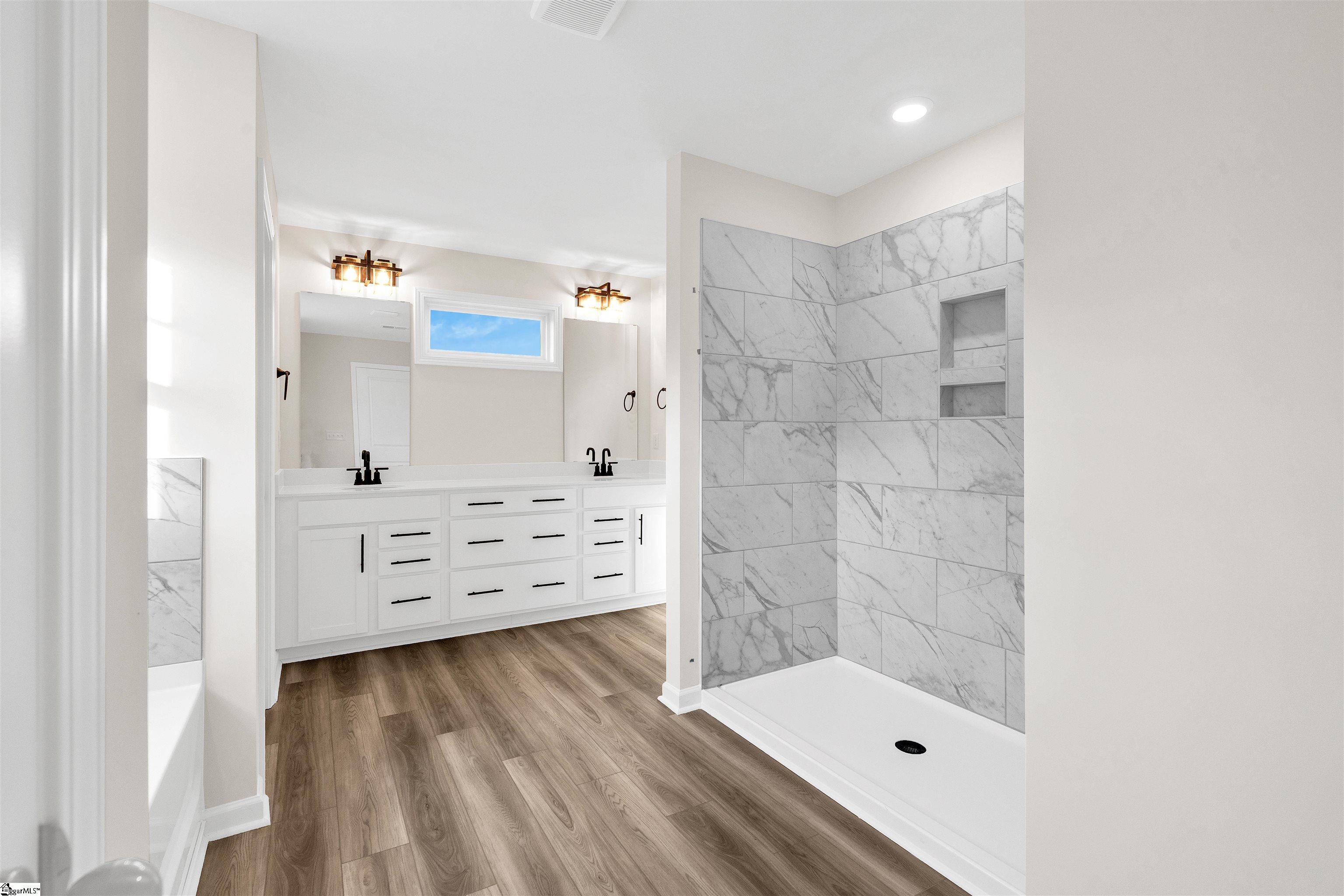 127 Hunters Ridge Drive