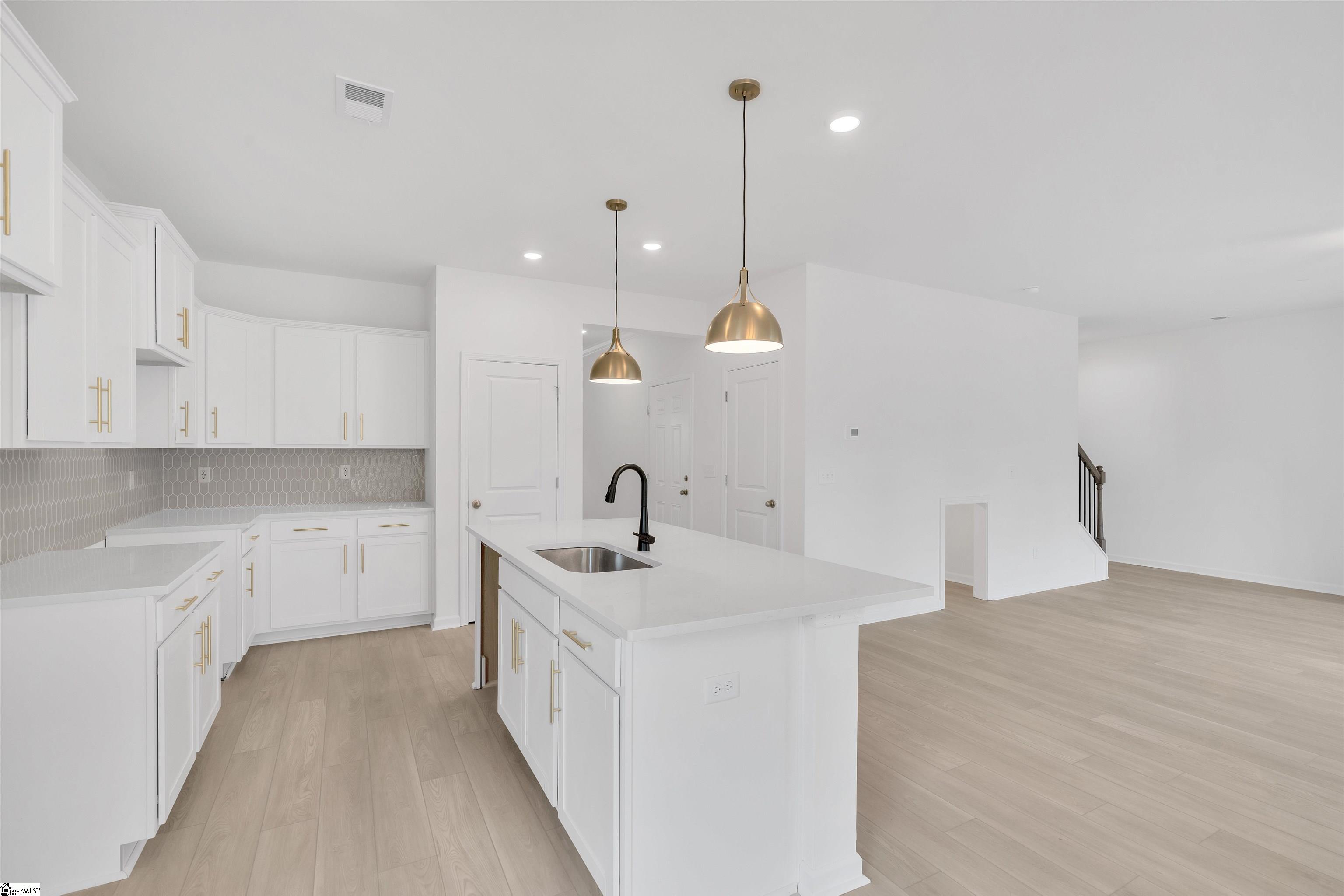 119 Hunters Ridge Drive