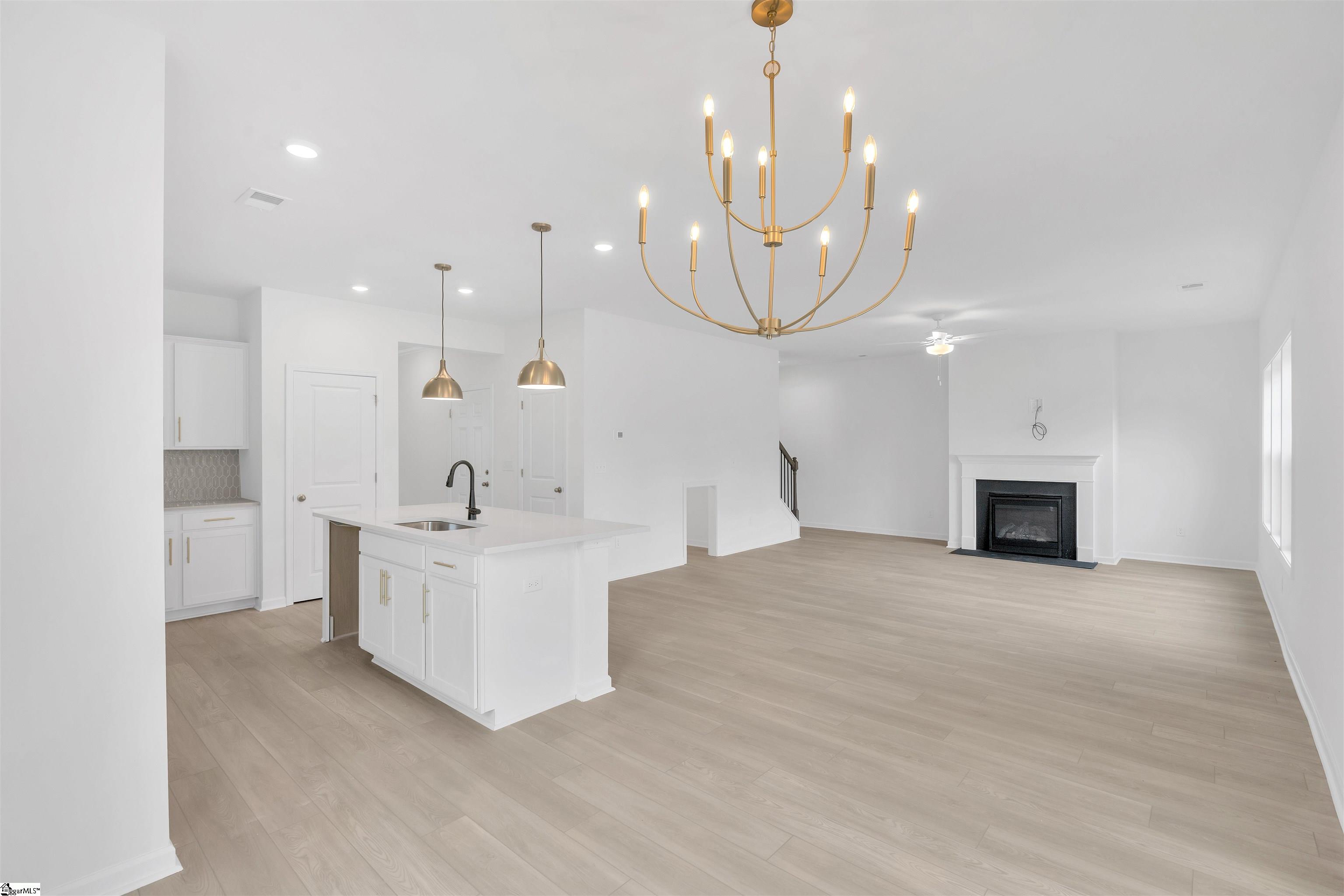 119 Hunters Ridge Drive