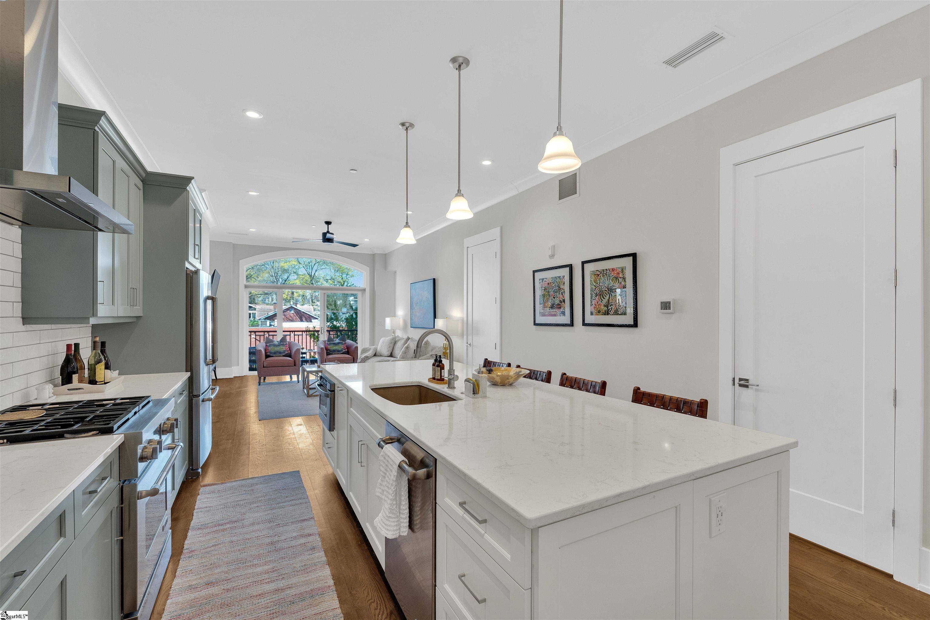 110 N Markley Street # 202