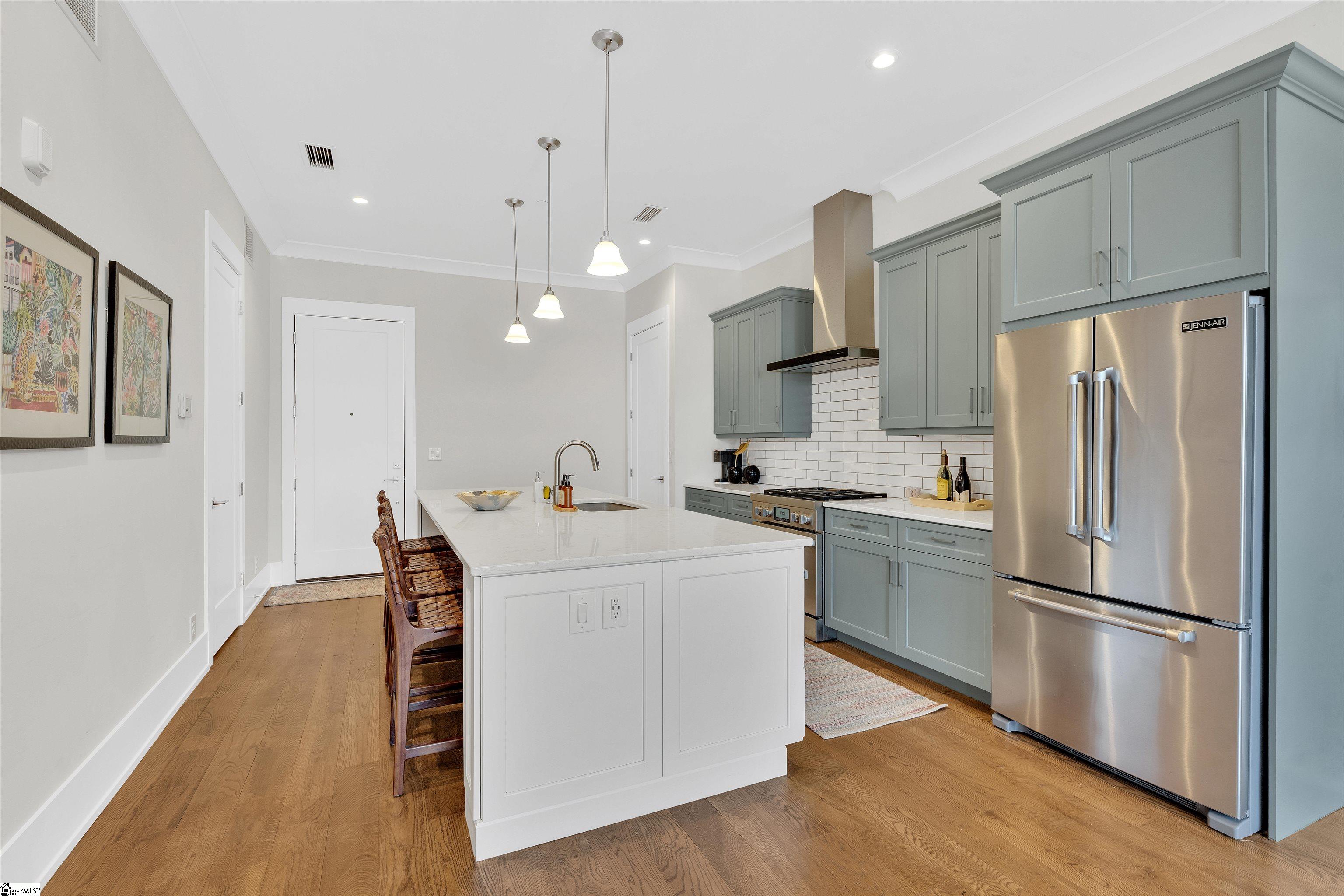 110 N Markley Street # 202