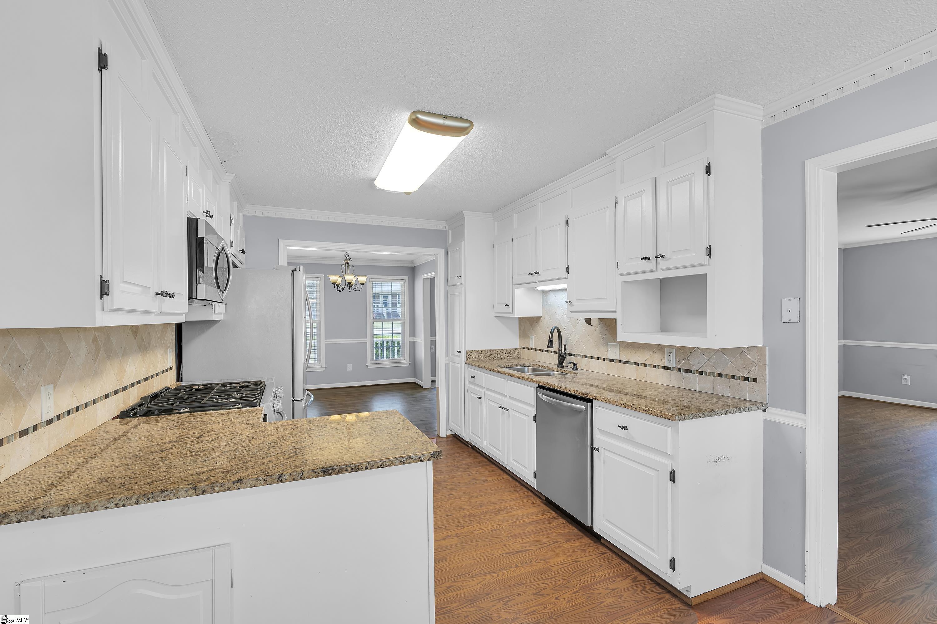 905 Spring Glen Drive