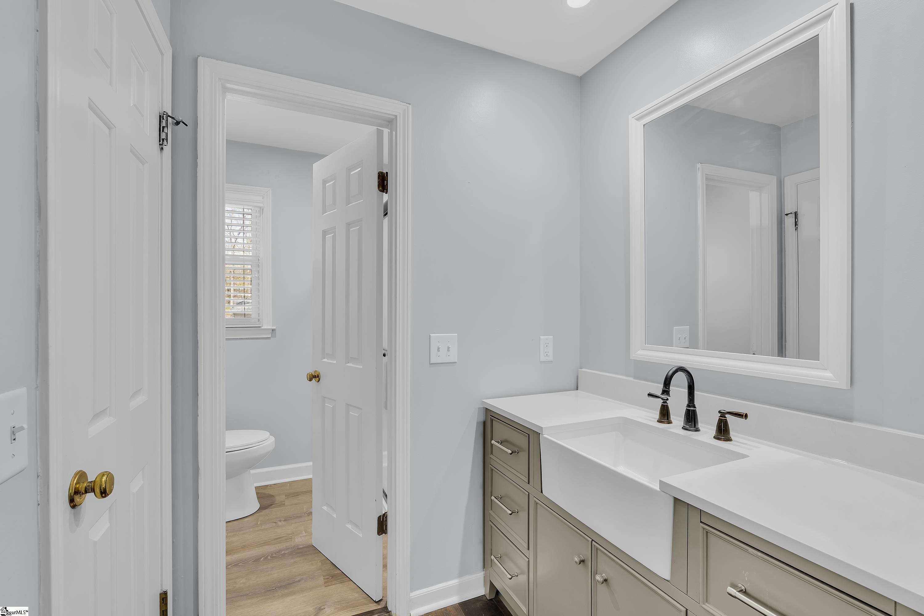 905 Spring Glen Drive