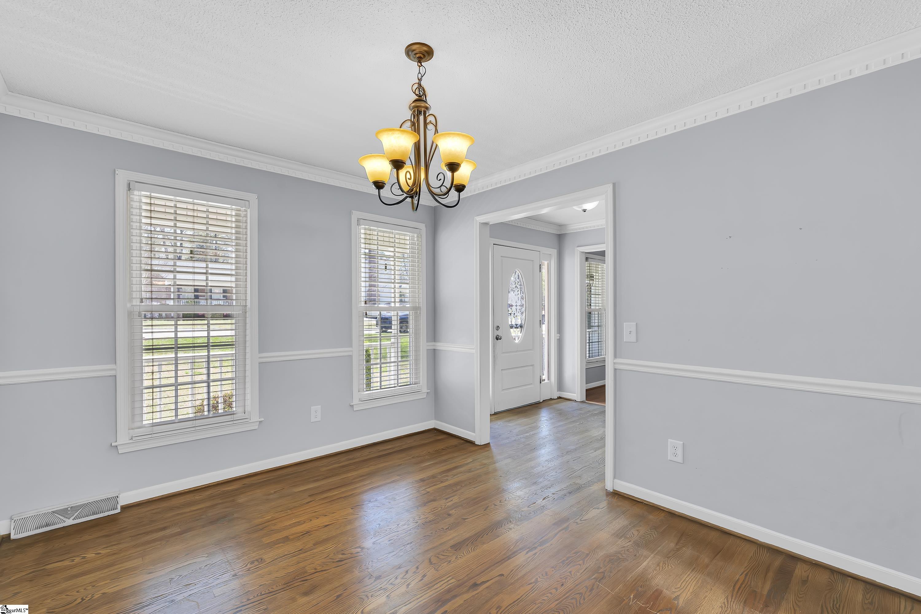 905 Spring Glen Drive