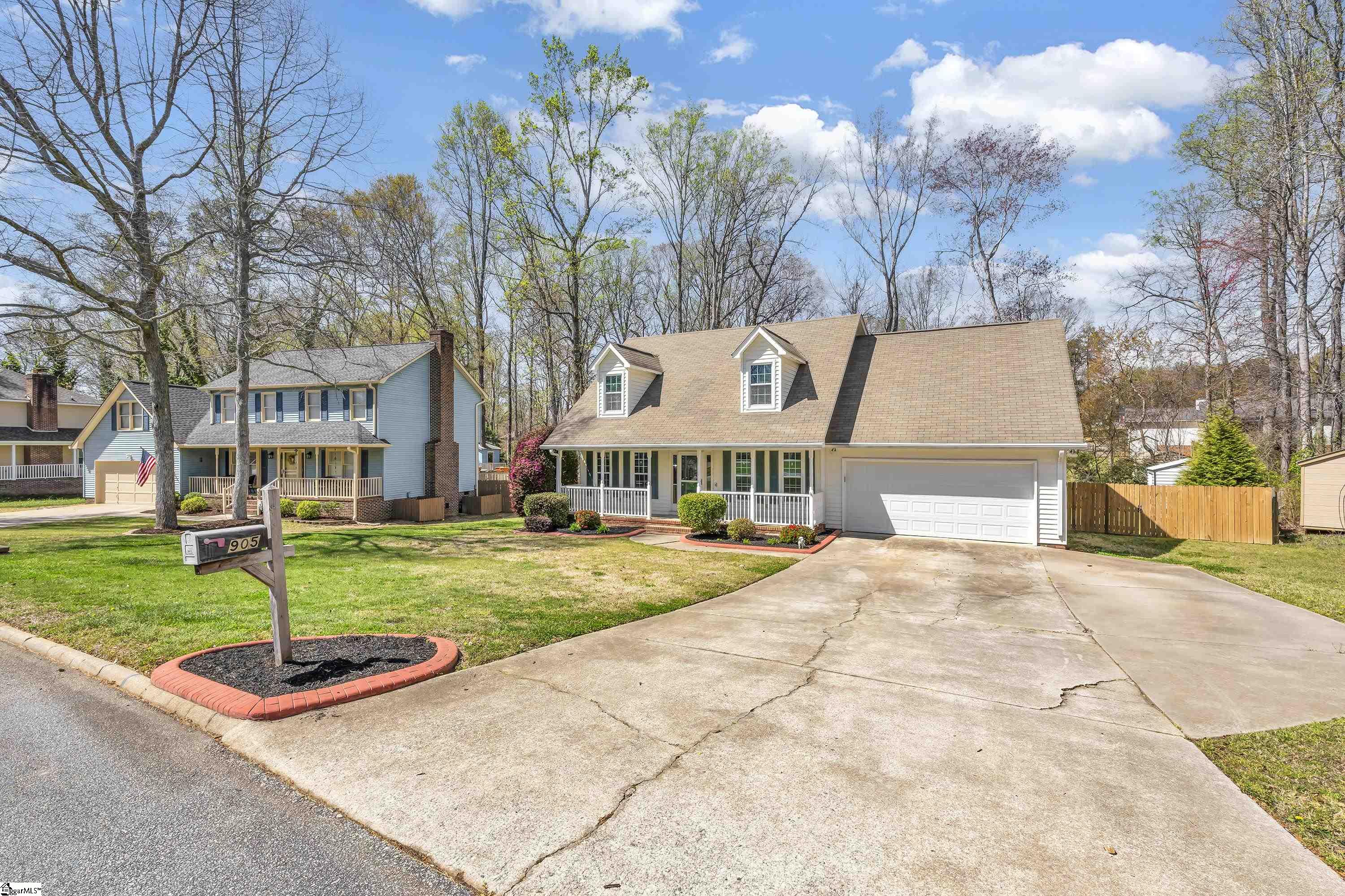 905 Spring Glen Drive