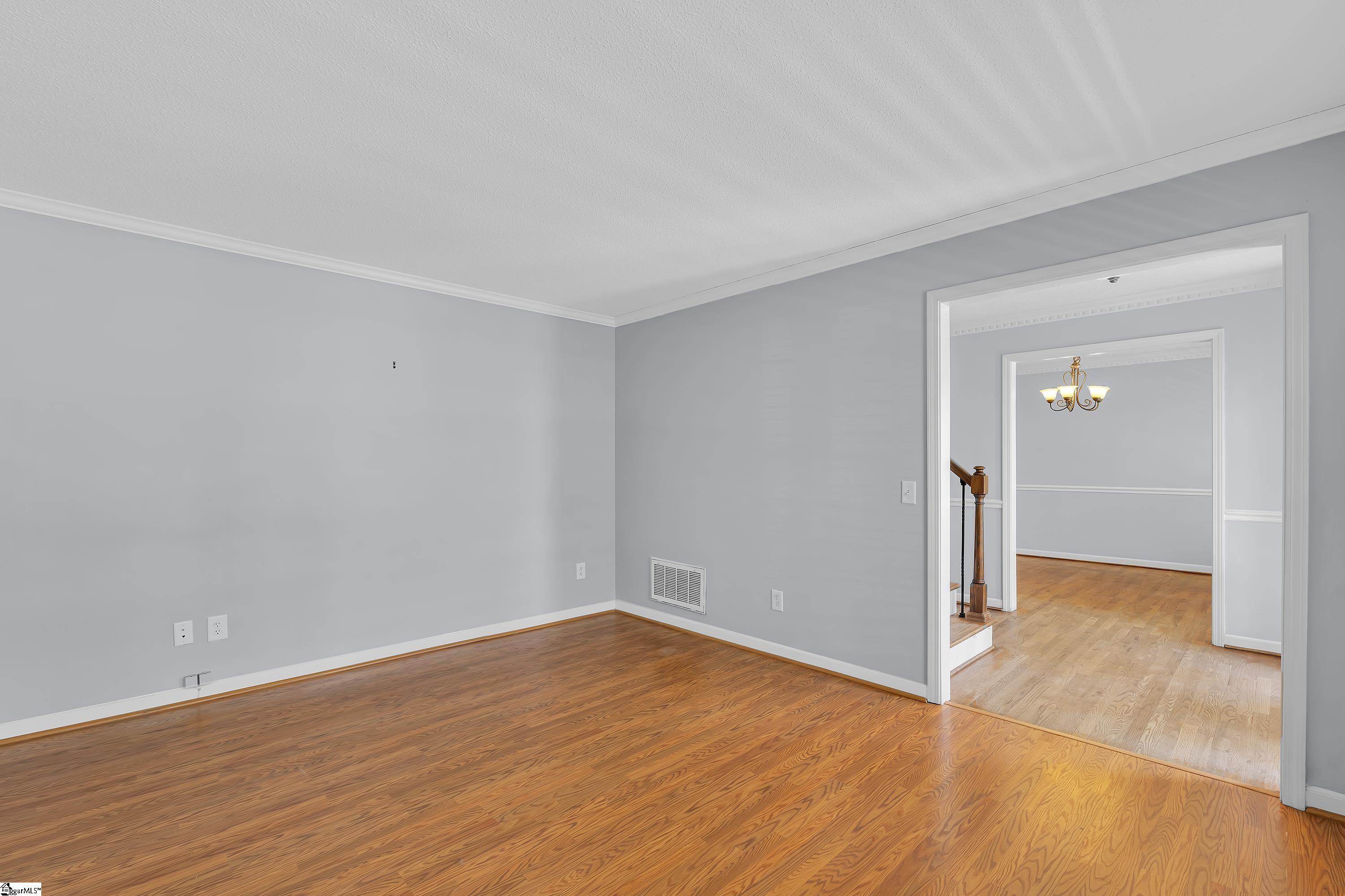 905 Spring Glen Drive