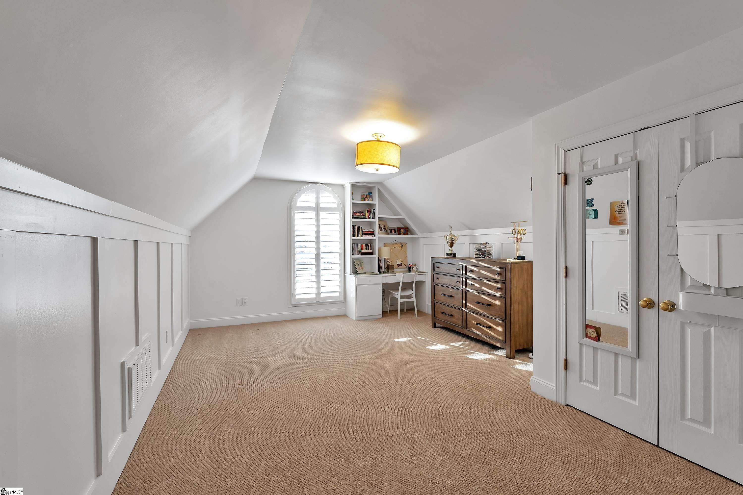 107 Clearstone Drive