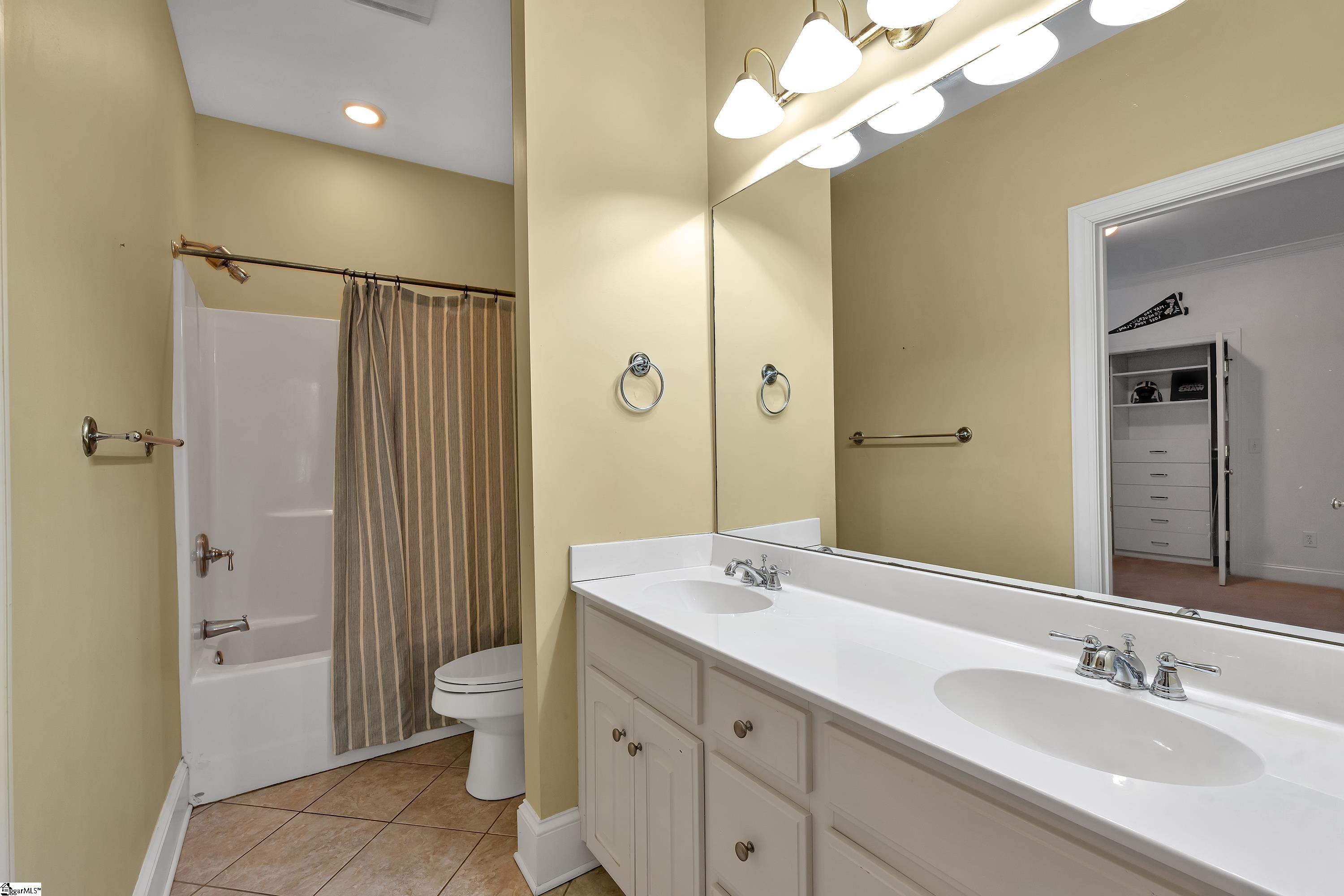 107 Clearstone Drive