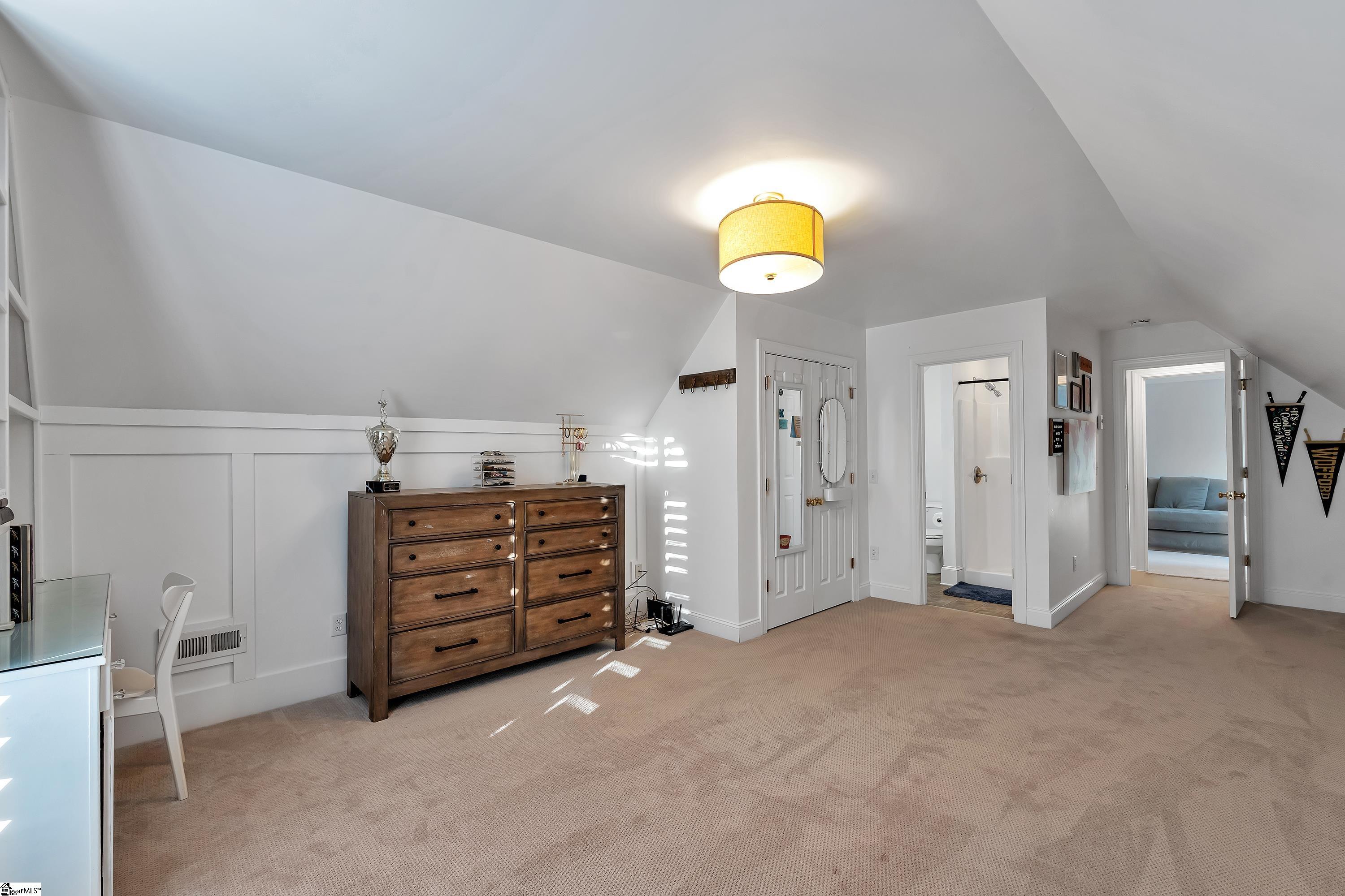 107 Clearstone Drive