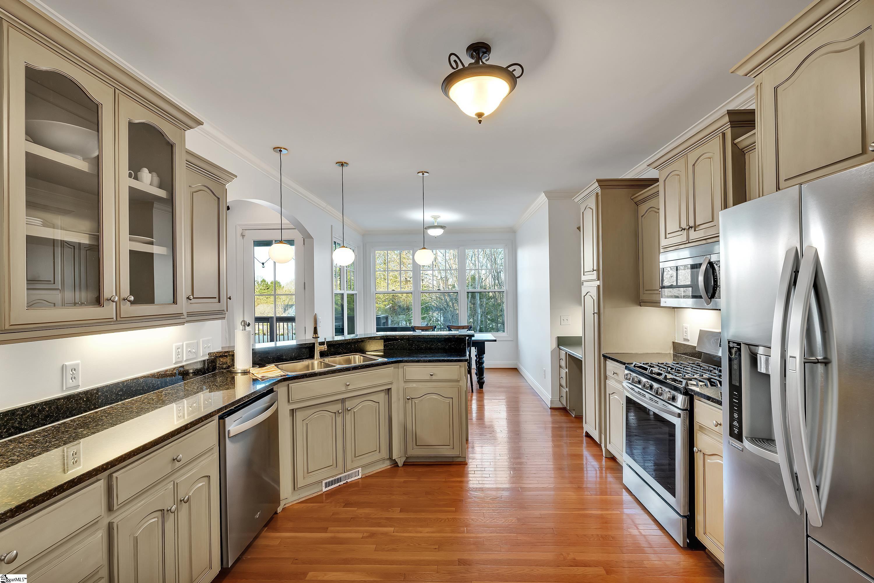 107 Clearstone Drive