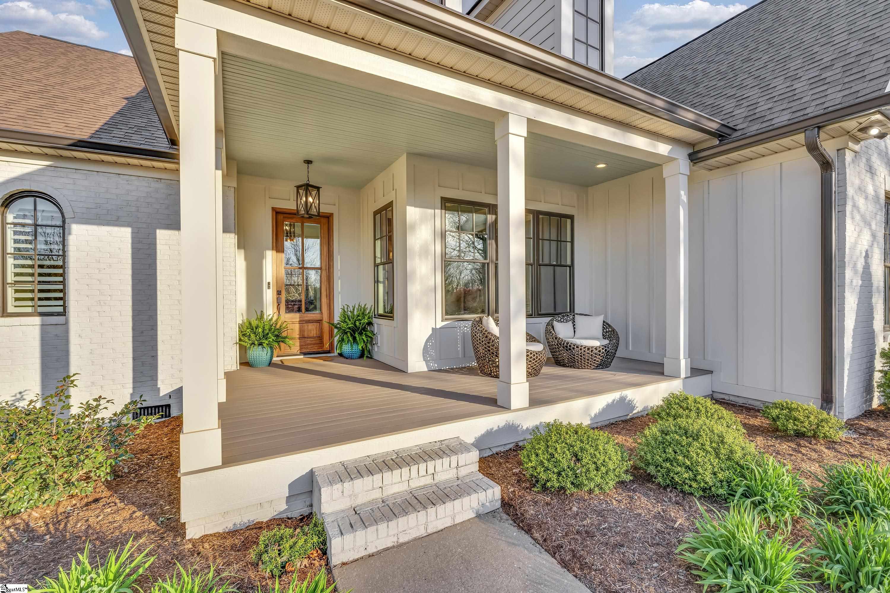 107 Clearstone Drive