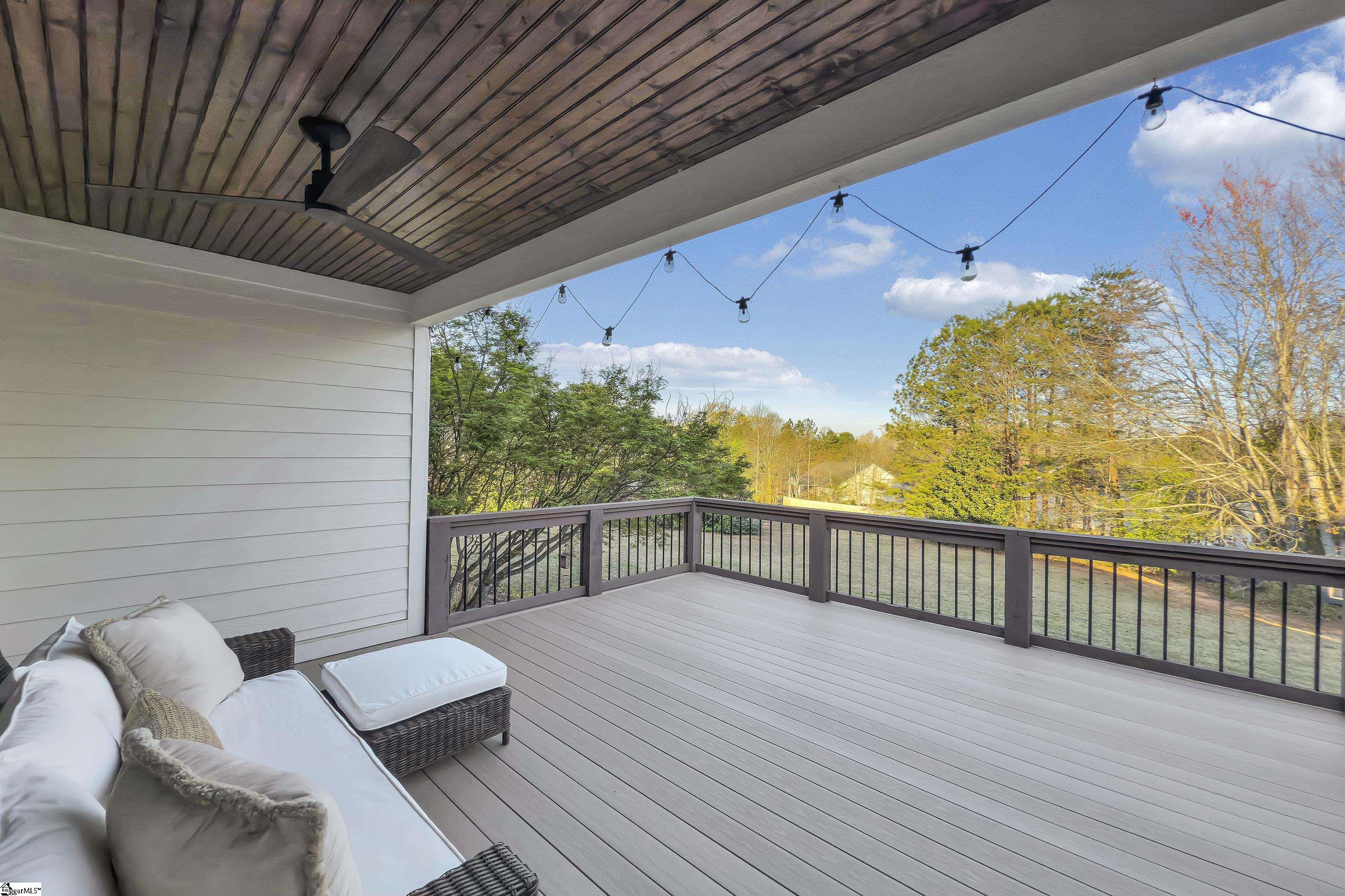 107 Clearstone Drive