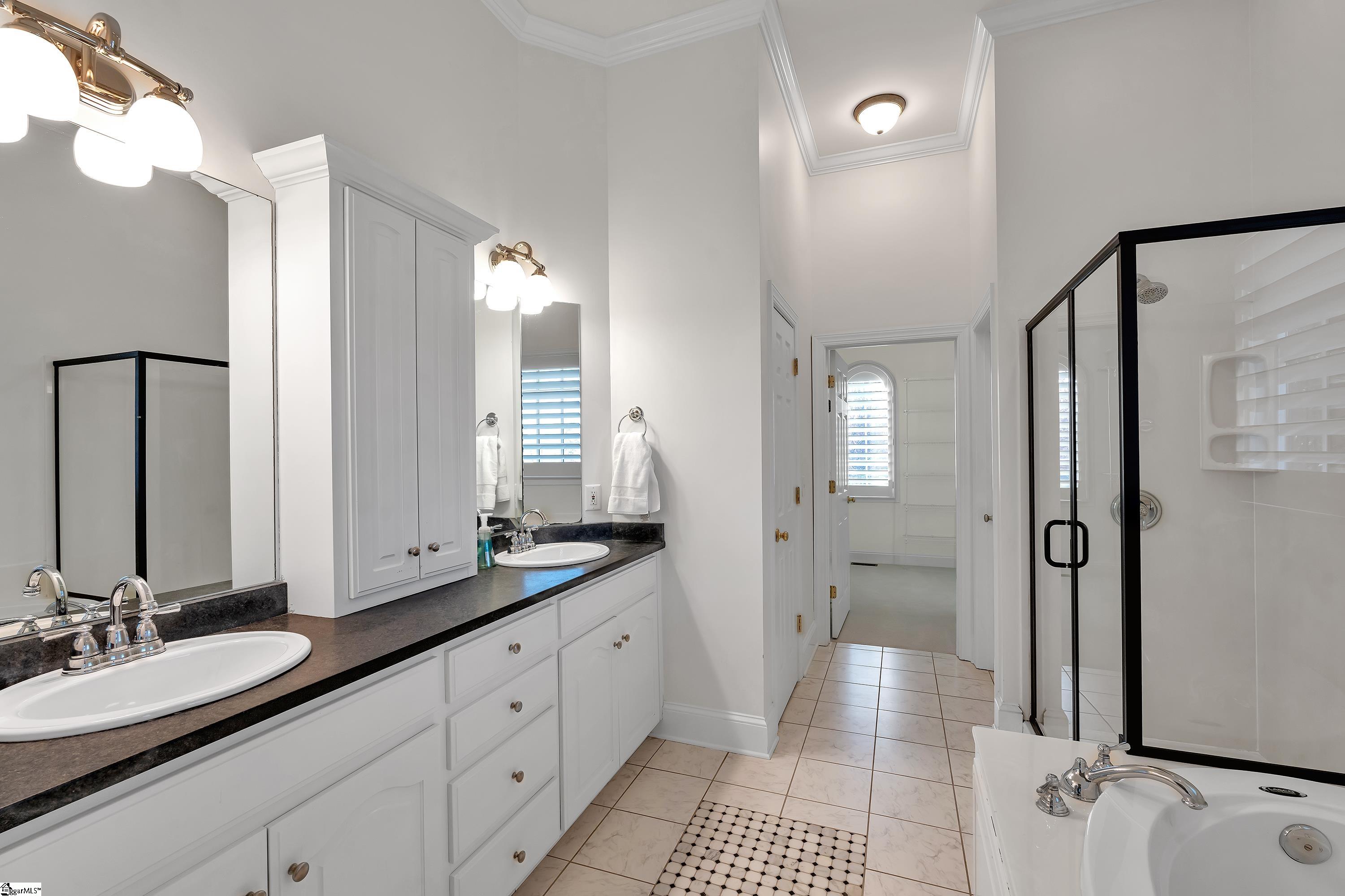 107 Clearstone Drive