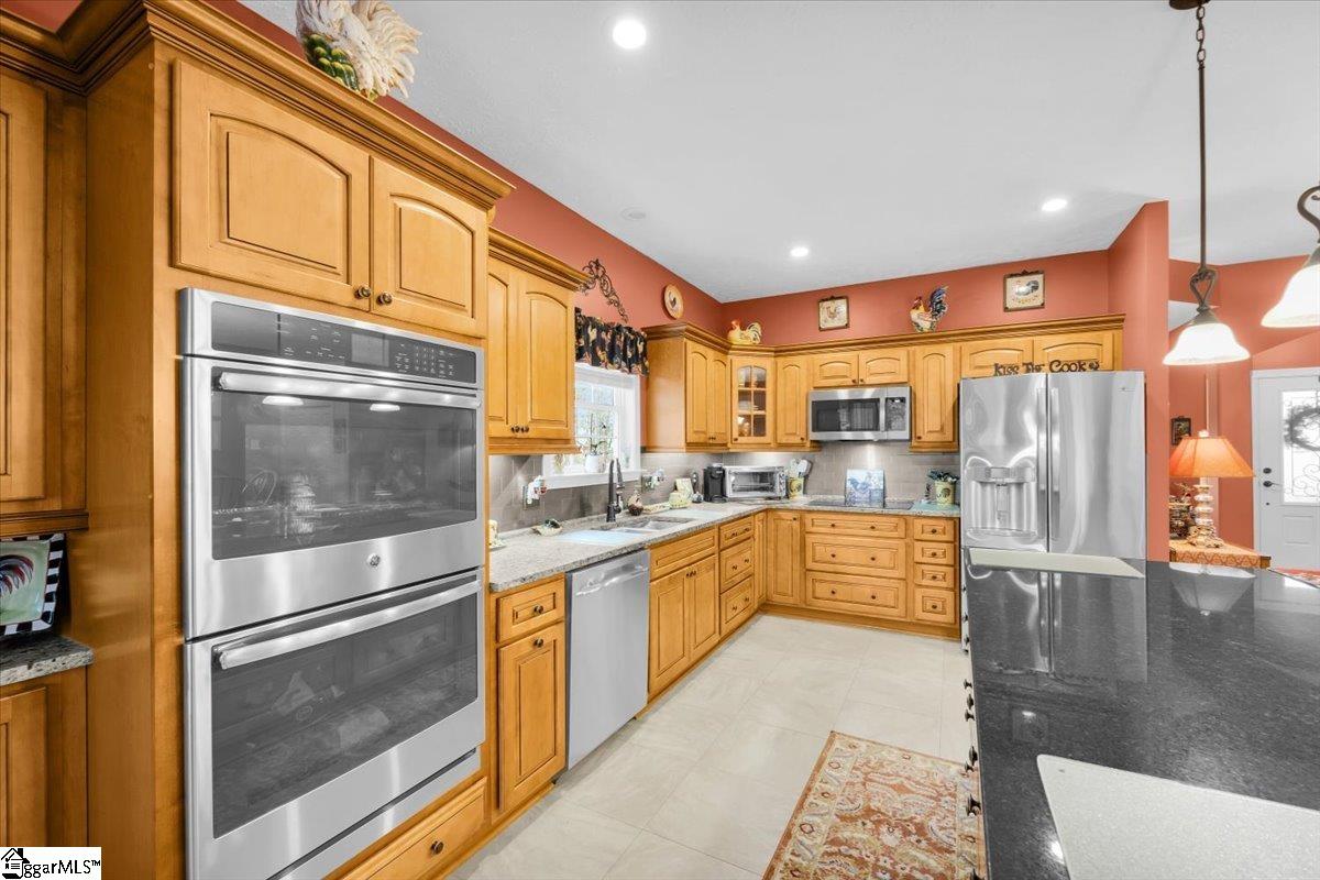 121 Sunset Bay Boulevard