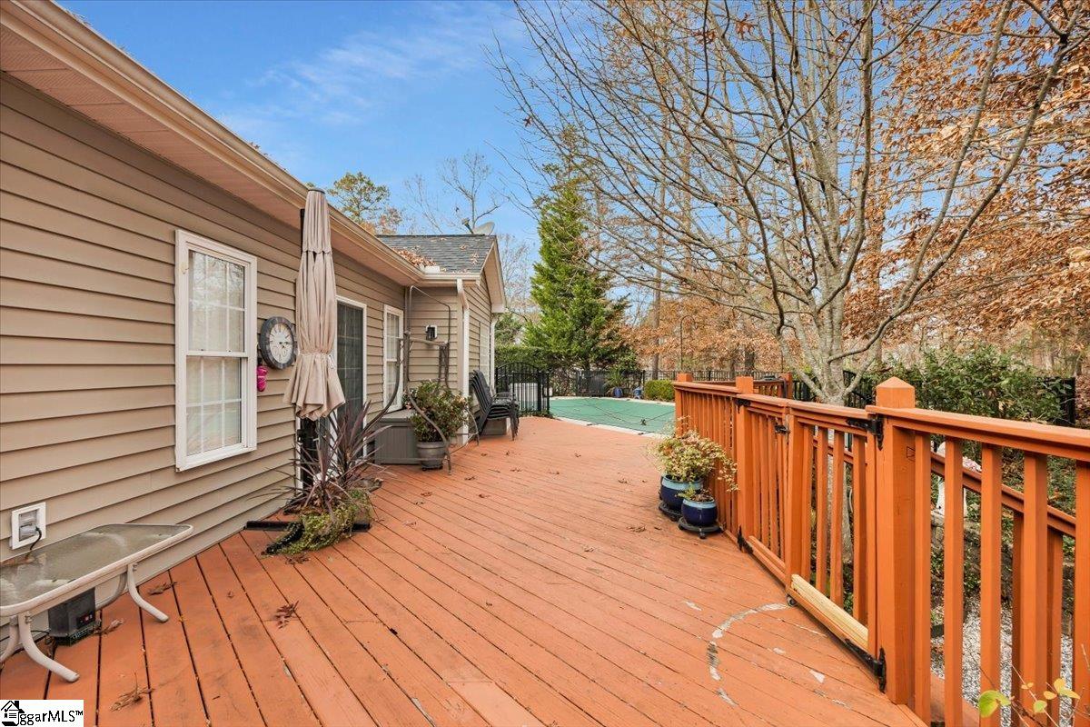 121 Sunset Bay Boulevard