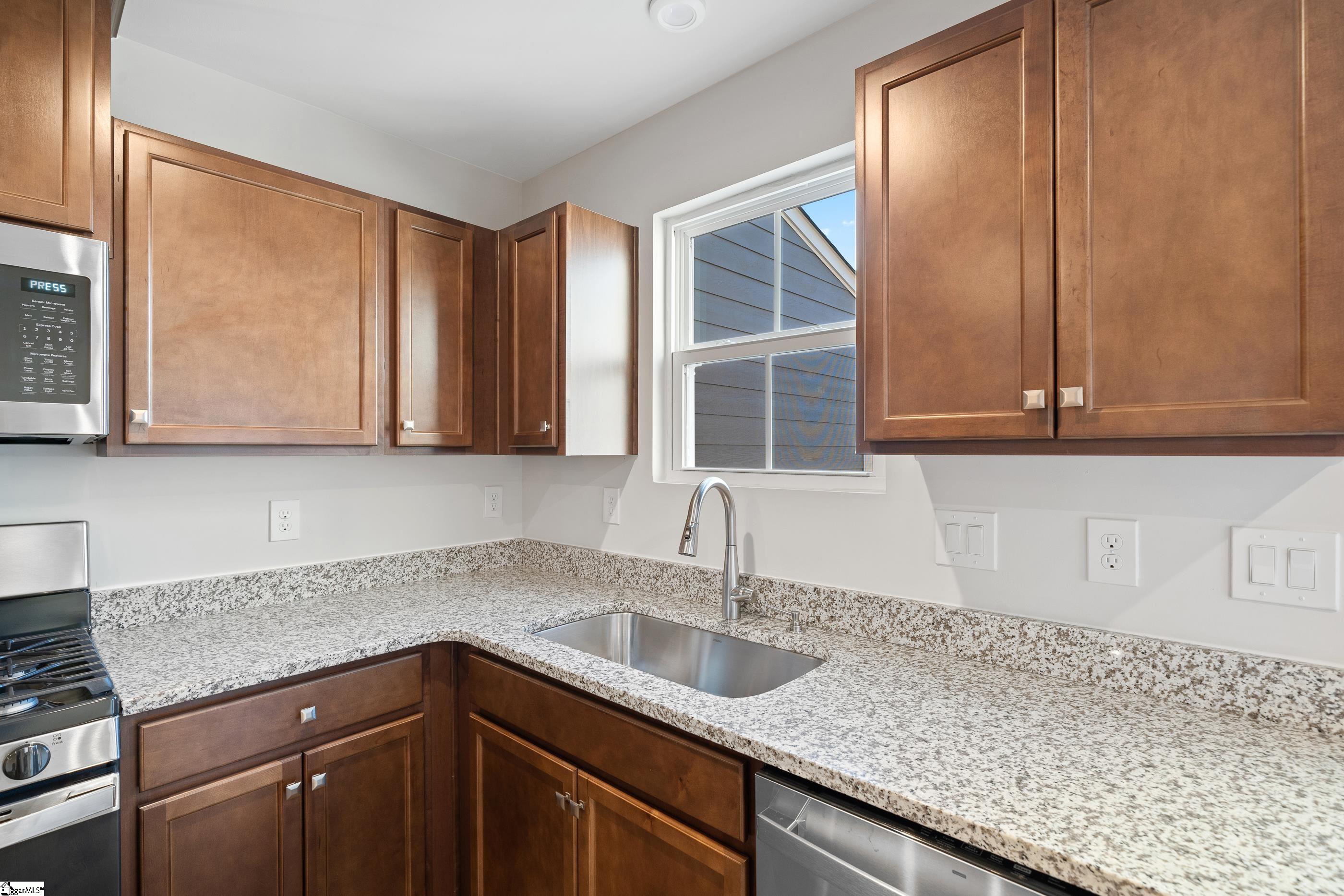 505 Roan Creek Trail