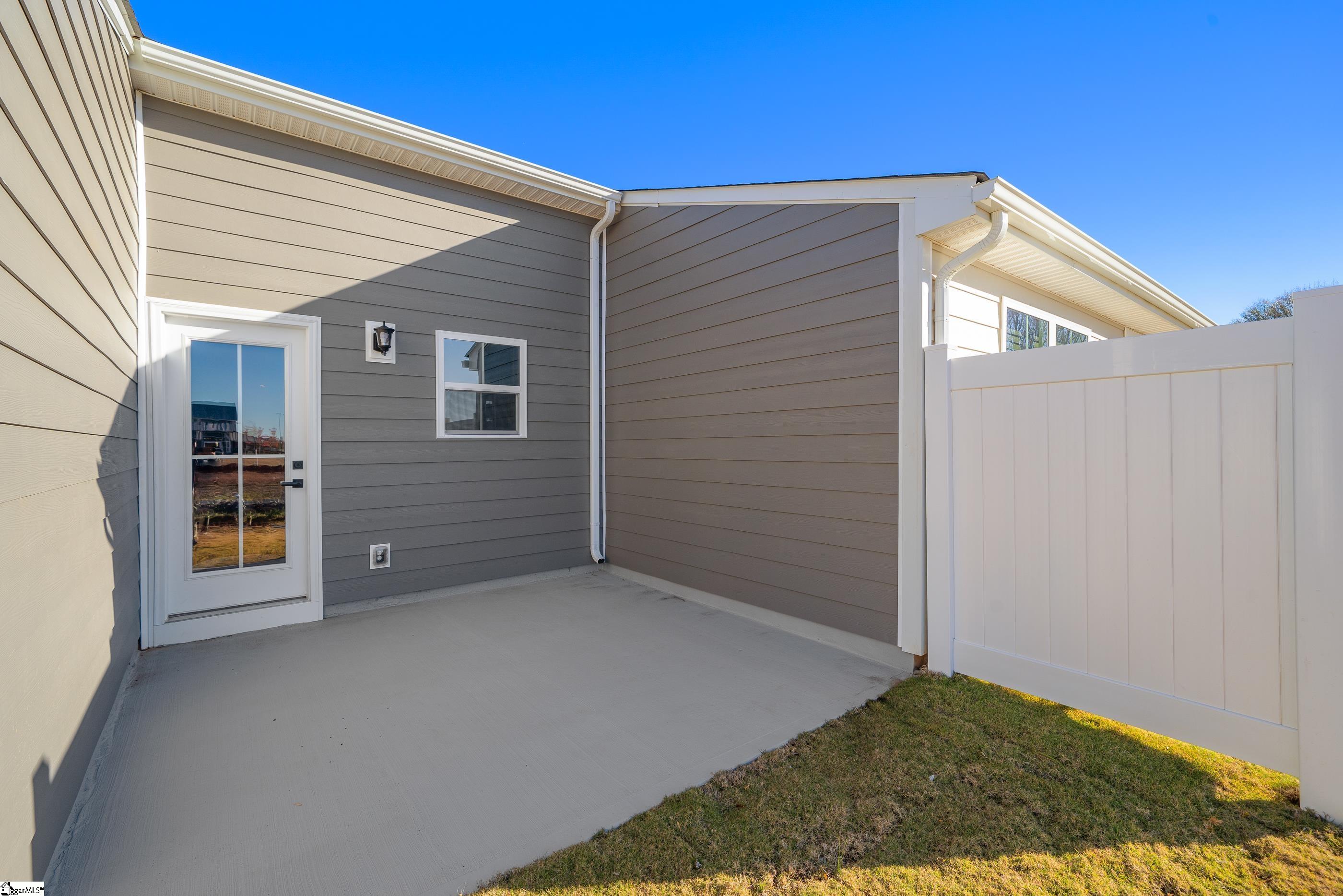 505 Roan Creek Trail