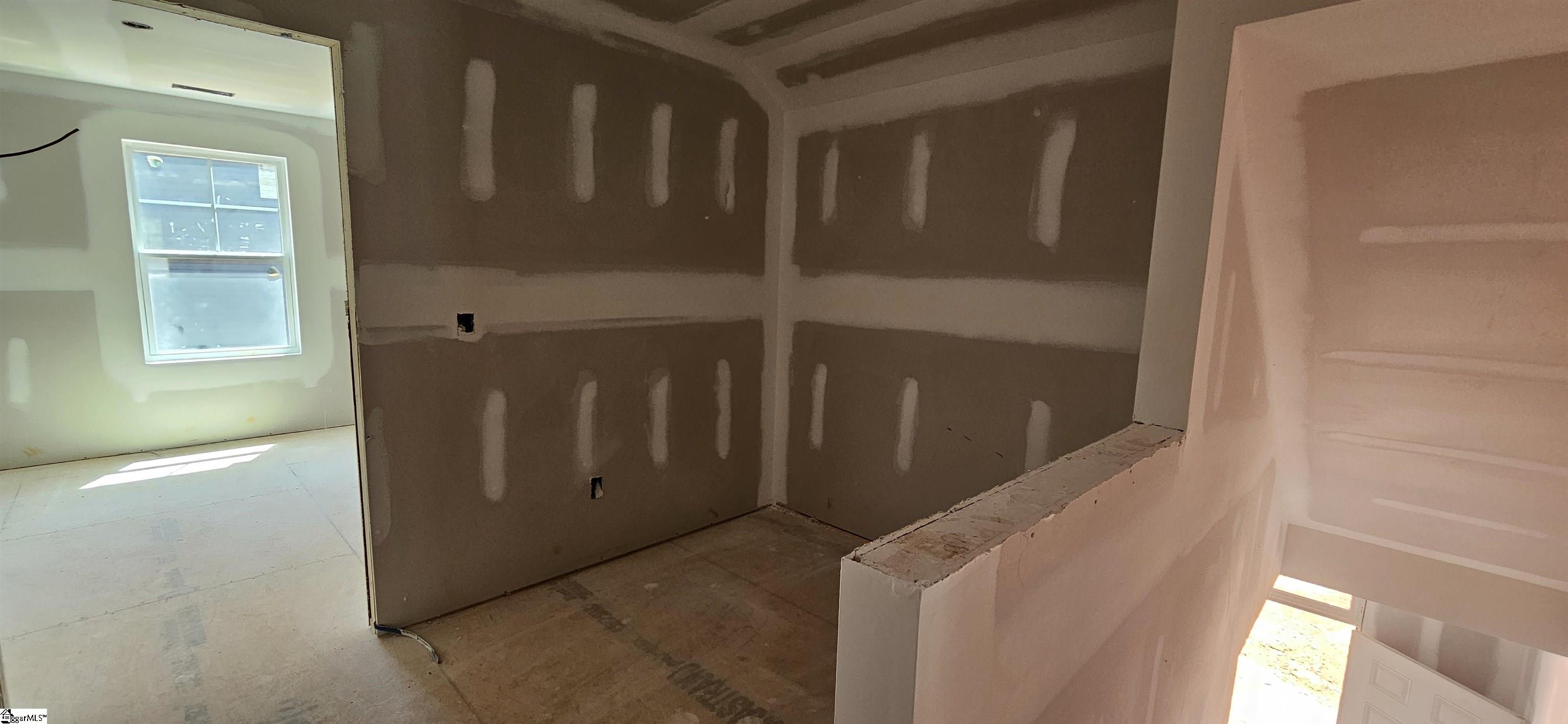 519 Barbican Place Lot 33