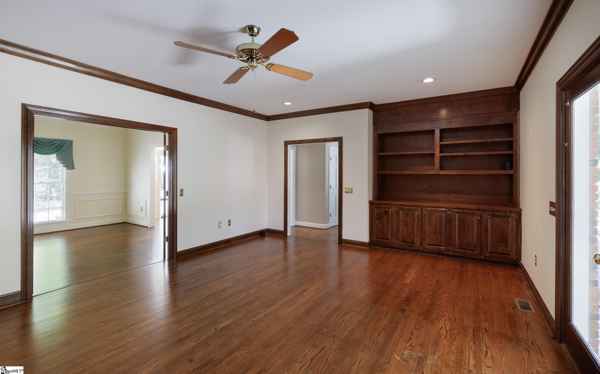 107 River Walk Boulevard