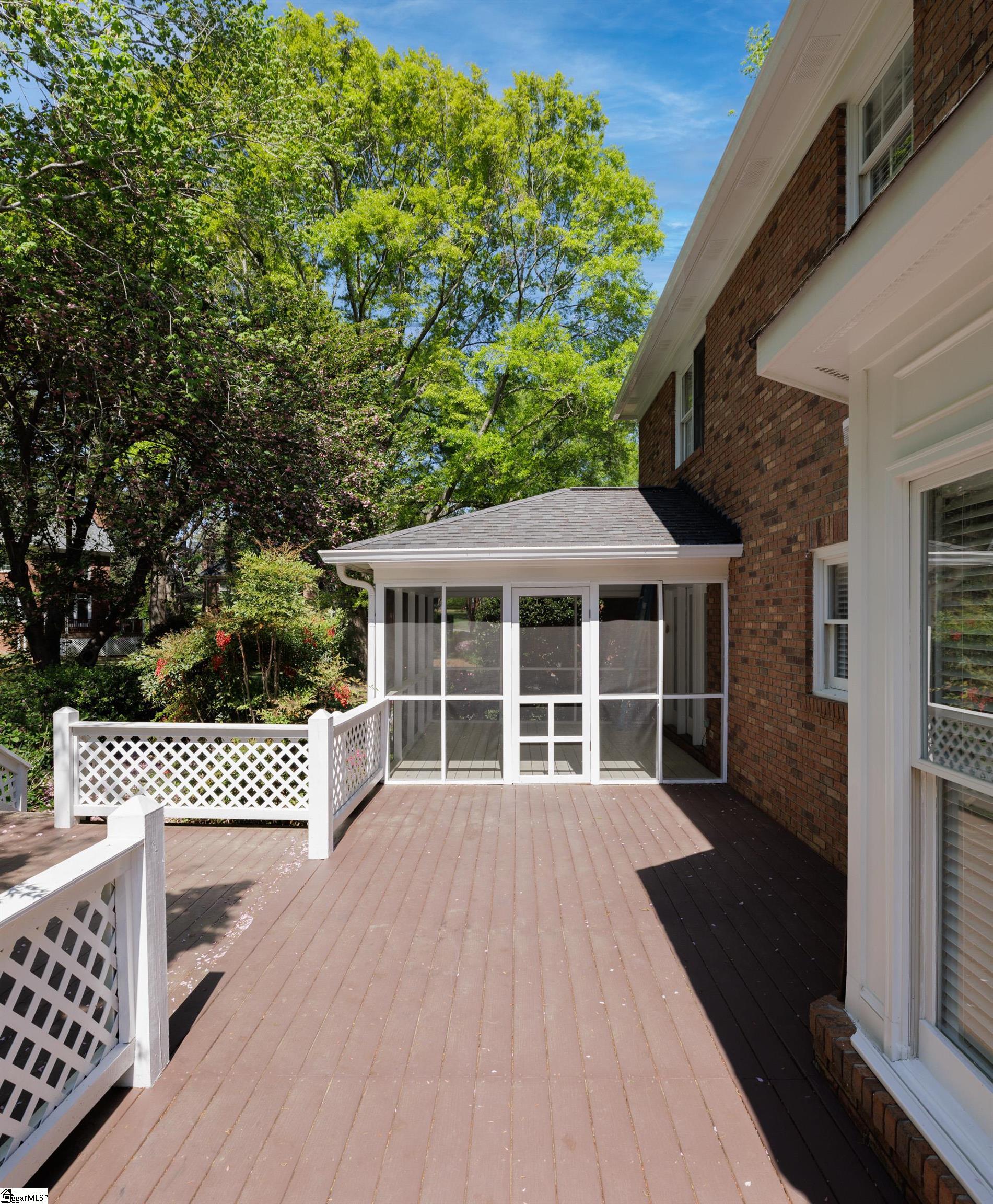 107 River Walk Boulevard