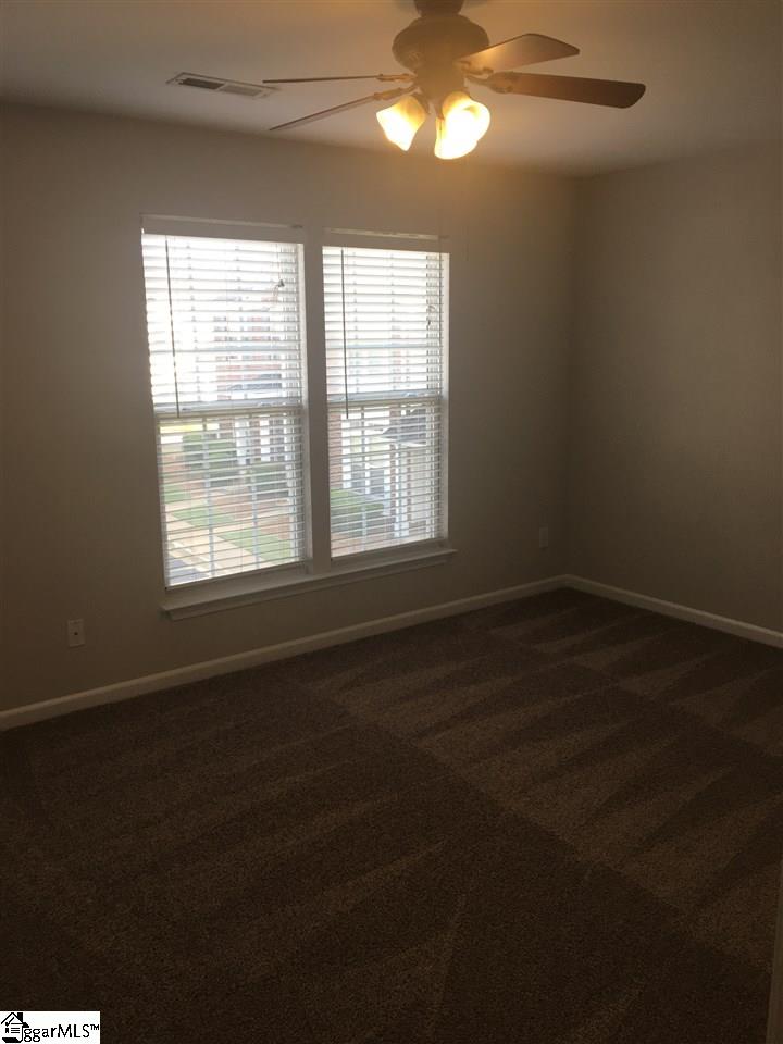 50 Spring Crossing Circle