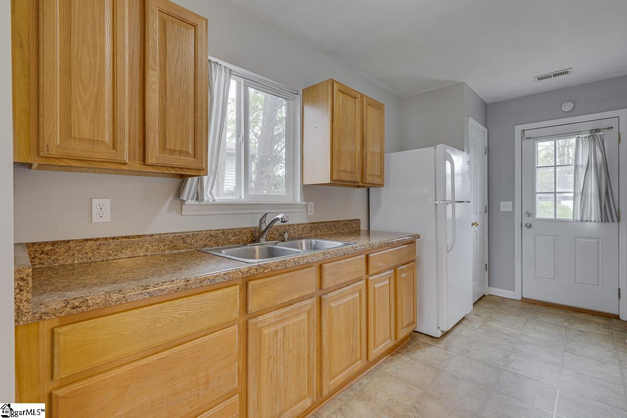 7 Verner Creek Court