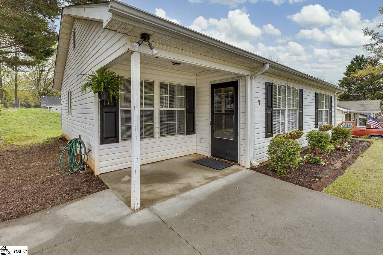 7 Verner Creek Court