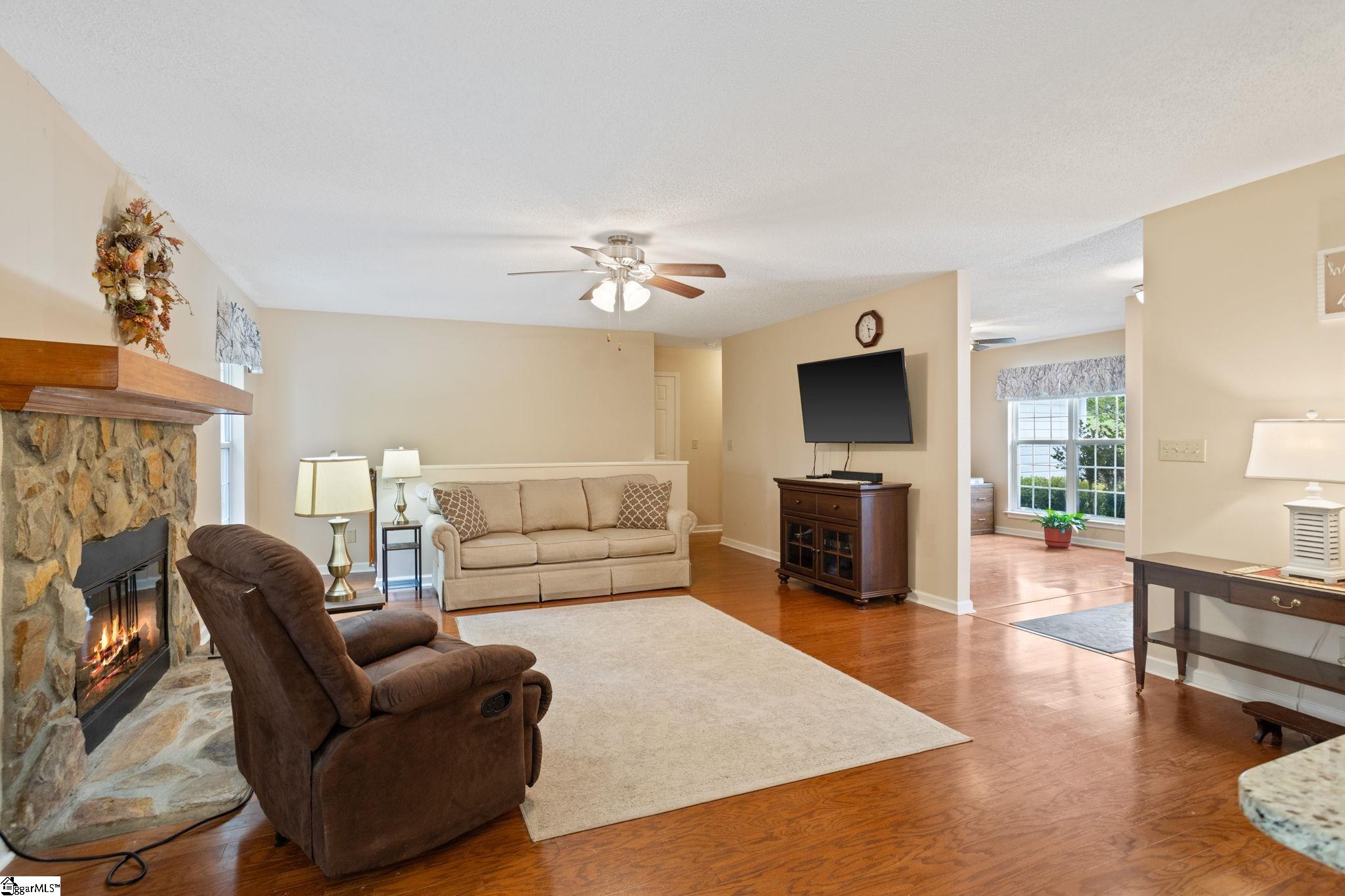 208 Laurelwood Drive