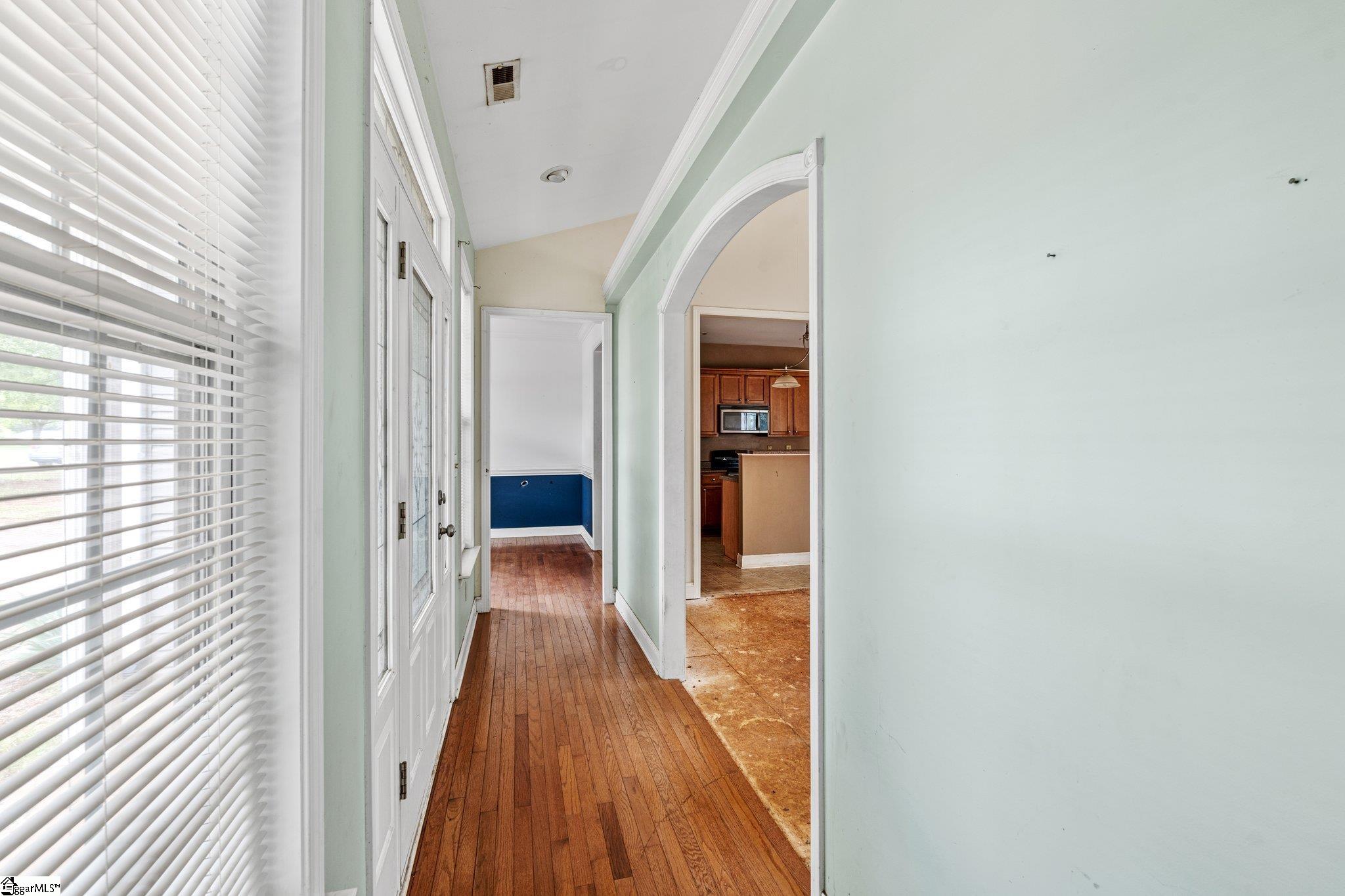 90 Holly Tree Circle